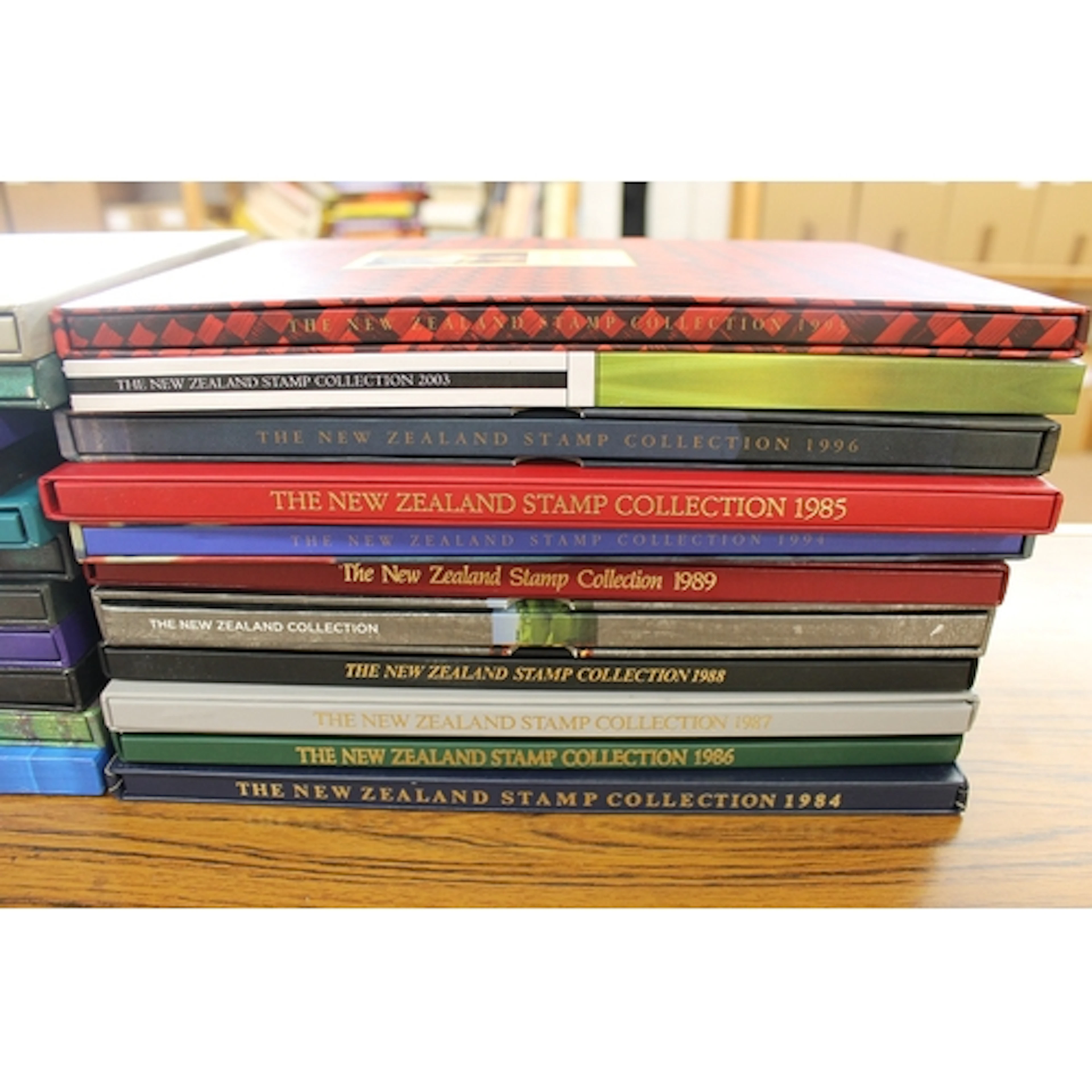 New Zealand. year books from 1985-2005, with a high face val...