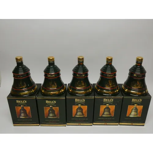 Auction price result for bells whisky | Barnebys auction results.