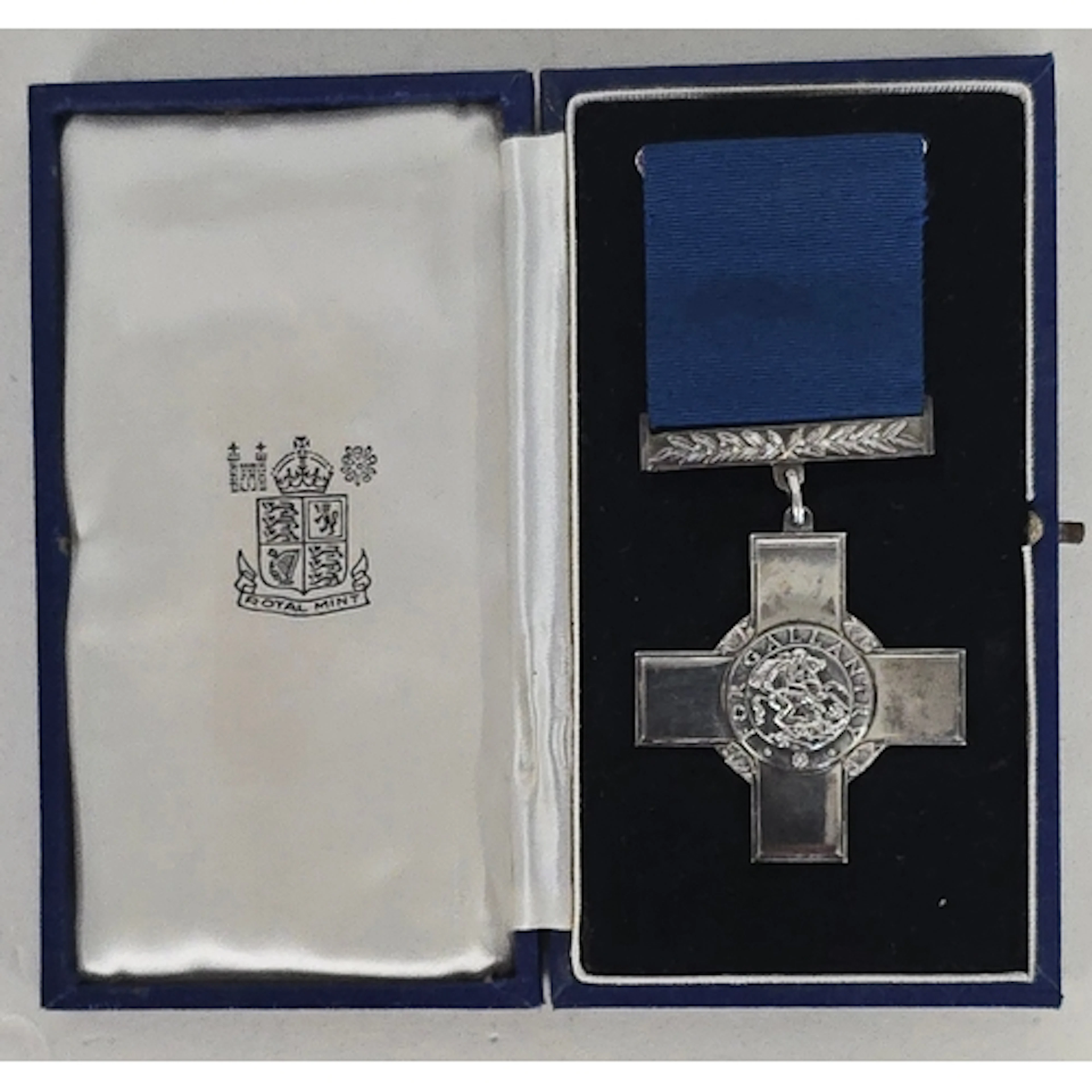 George Cross (James Pollitt 1935), GEF, in Royal Mint case, ...