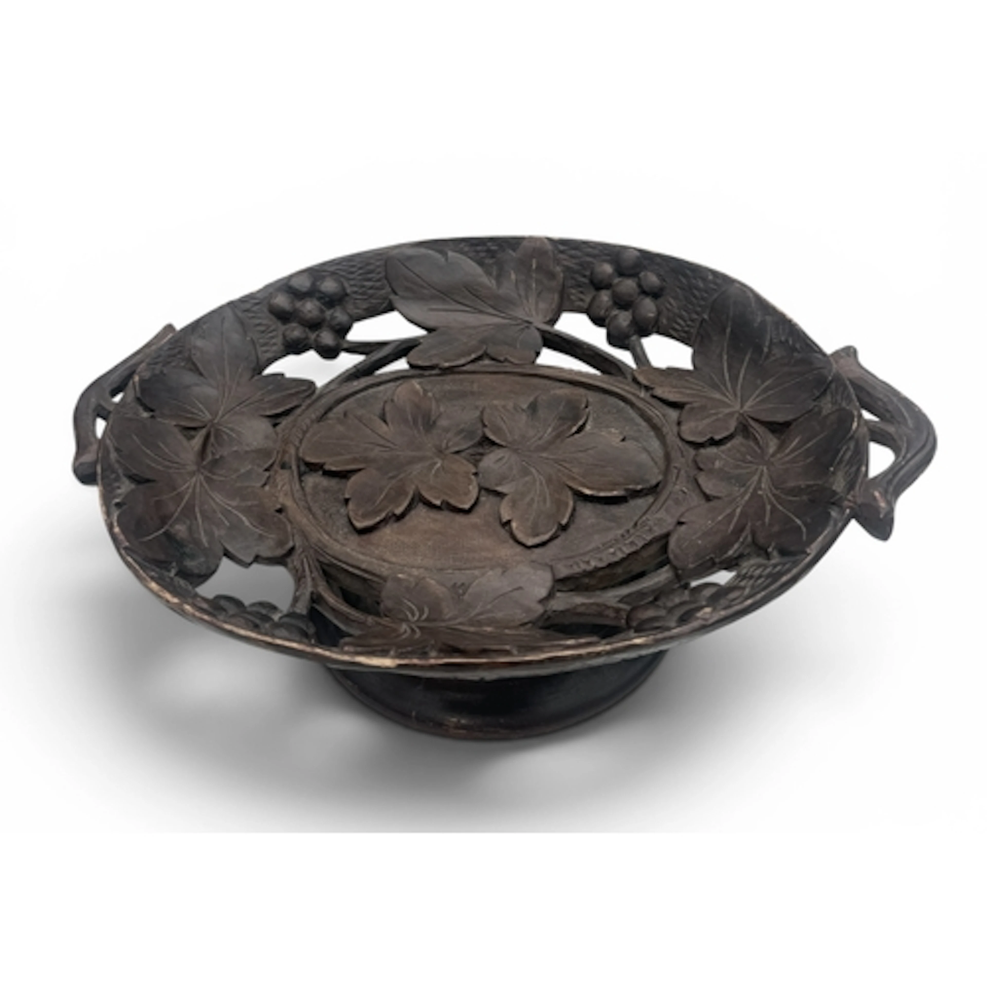 A 19TH CENTURY BLACK FOREST CARVED WOOD MUSICAL DISH ...