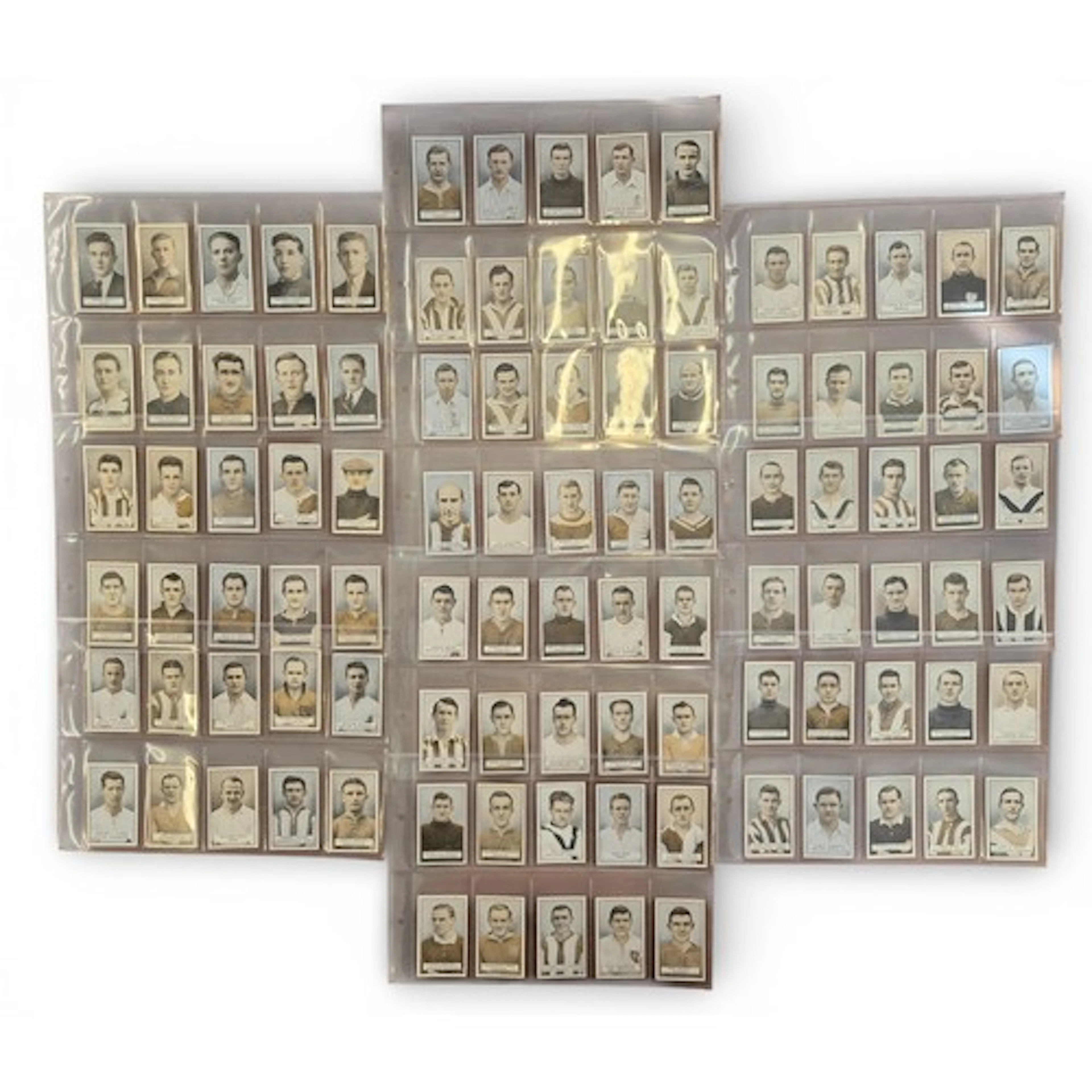 Vintage football soccer cards, set of 100 Gallaher Famous Fo...