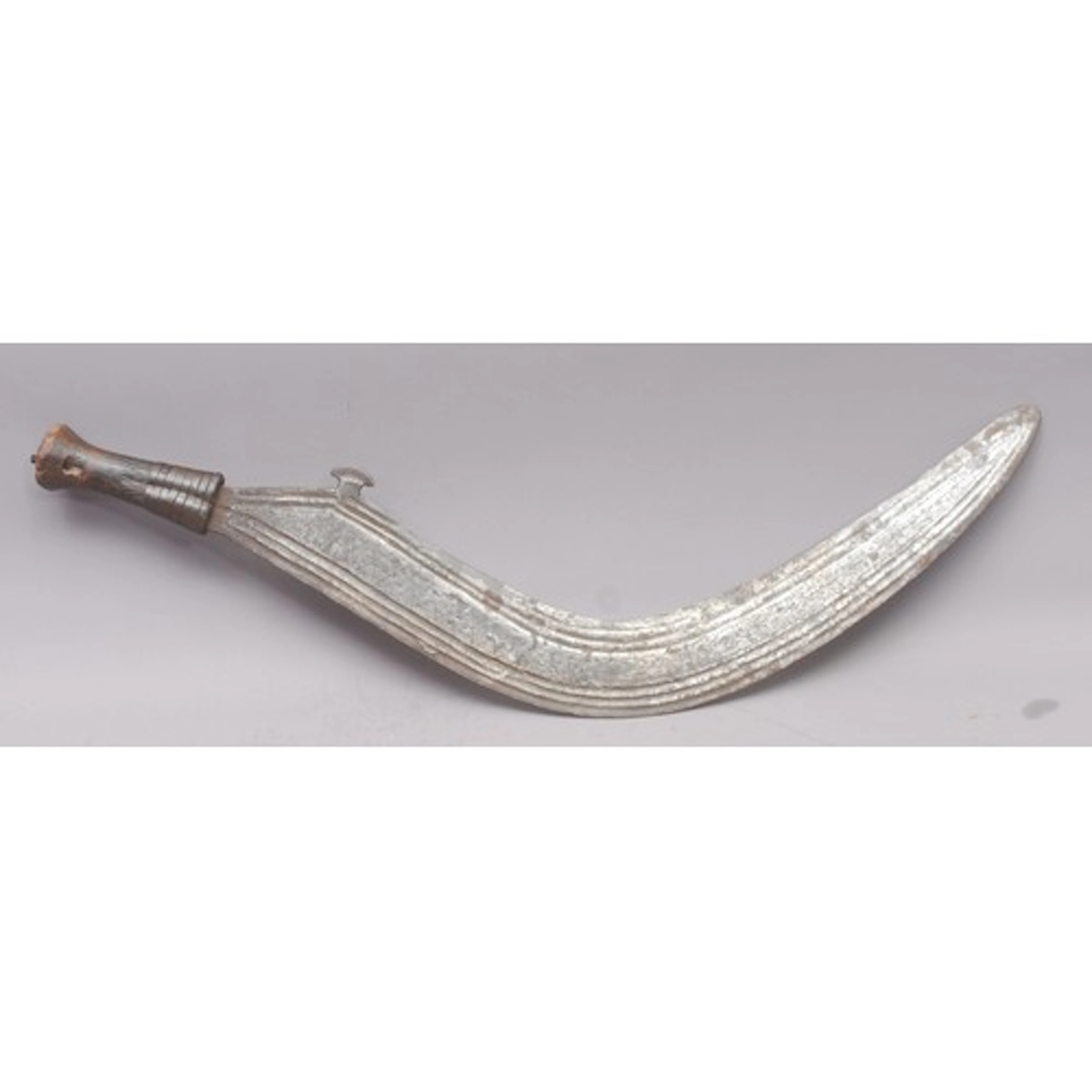 Tribal Art - a Yakoma/Nsakara faucille sickle sword, of typi...