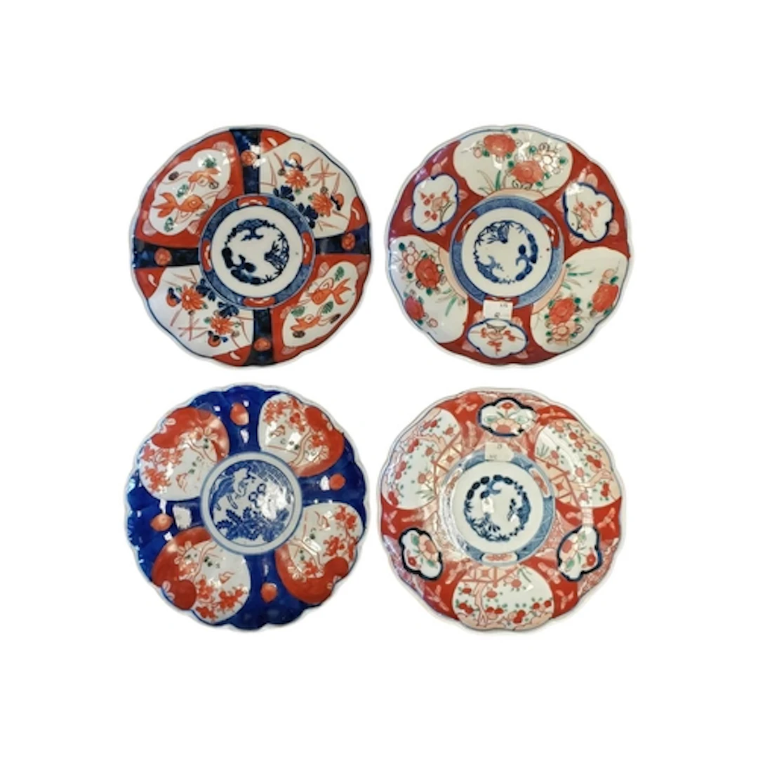 Collection of four Japanese 19th century Imari porcelain pla...