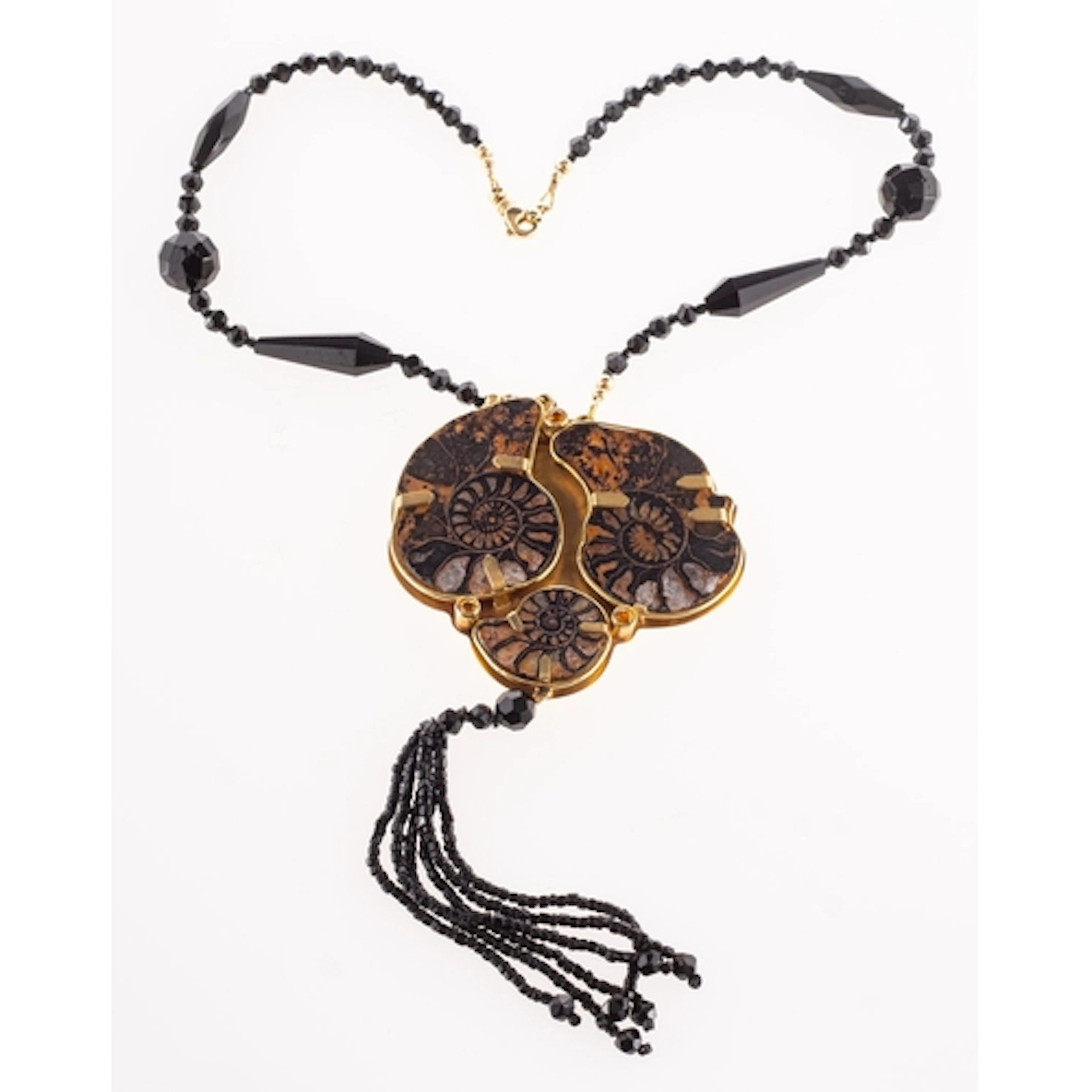 Penny Alavoine, British Designer. An 18ct gold, antique Fren...