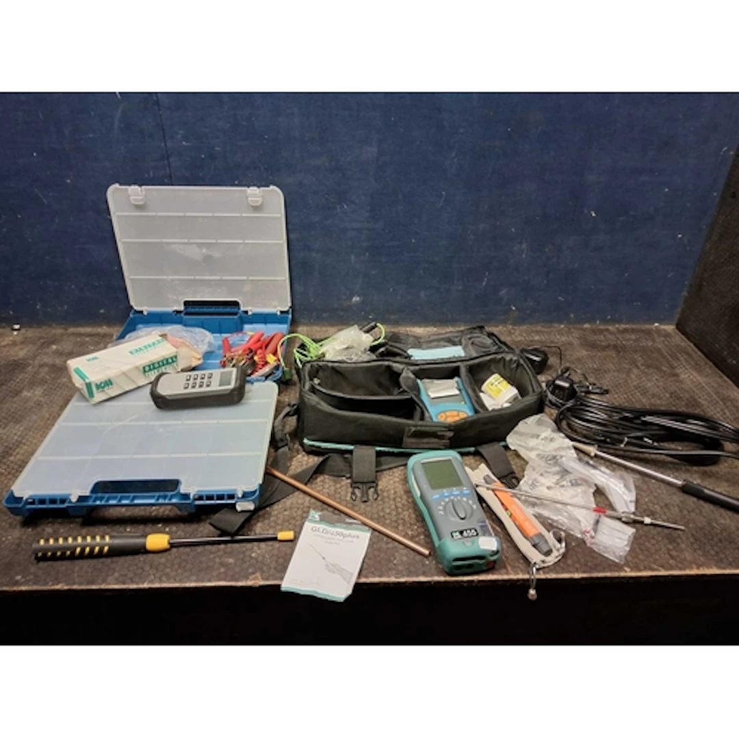A KANE 455 FLUE GAS ANALYSER in soft case with printer, prob...