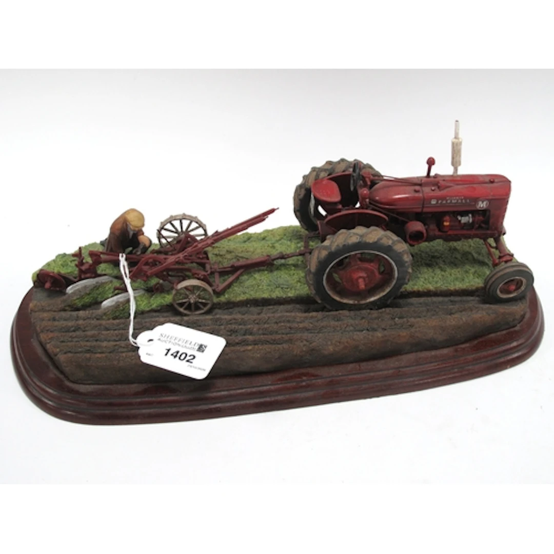 Border Fine Arts Tractors Making Adjustments, 32cm long.