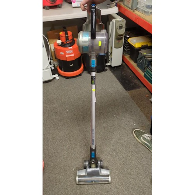 Vax Blade 32V cordless stick vacuum cleaner with bagless dus...