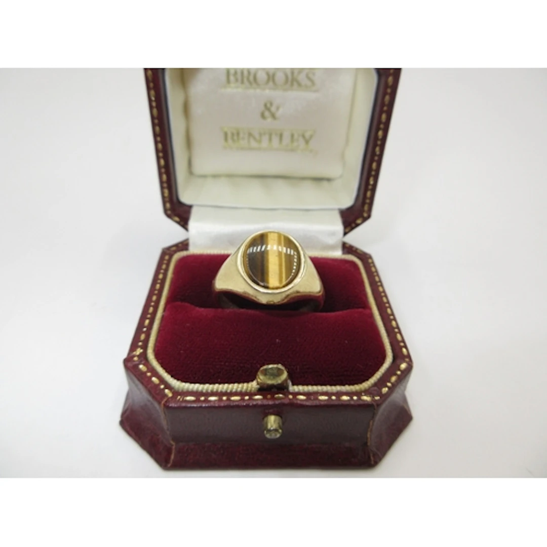 Gents 9ct Gold Tigers Eye Ring, 4.67g