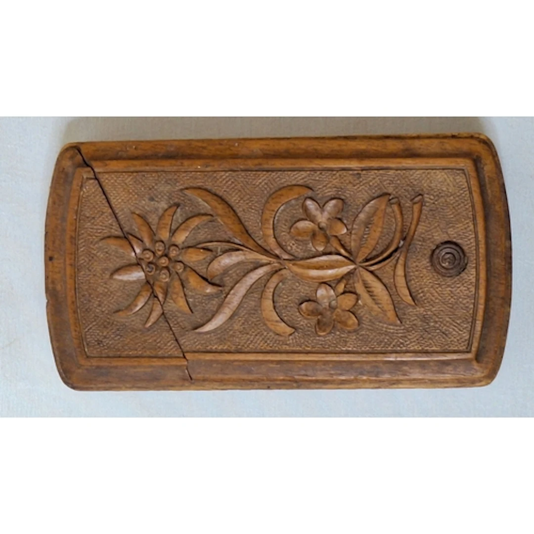 Swiss Black Forest Folk Art Hand Carved Puzzle Box, lid deco...