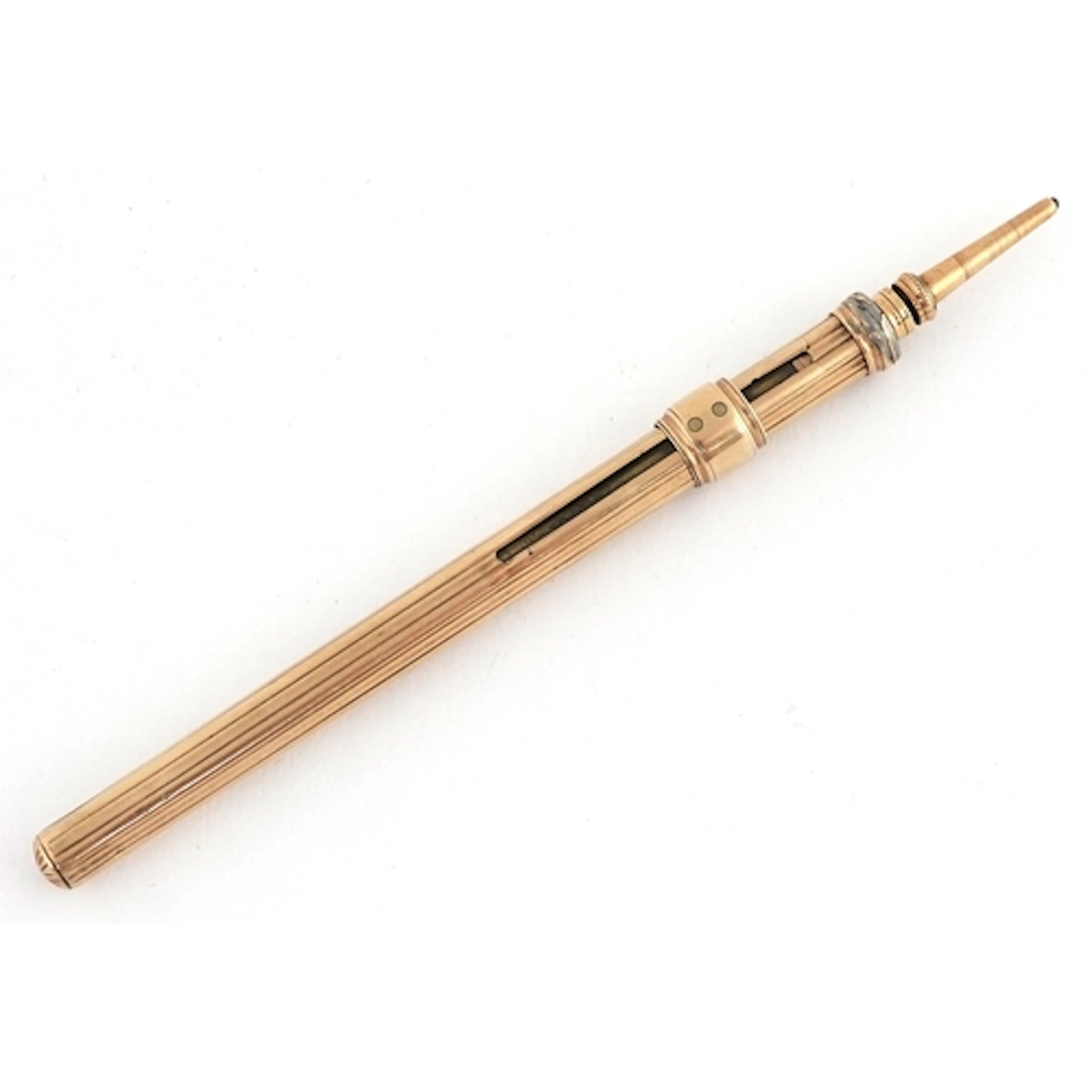 Victorian unmarked gold engine turned propelling pencil, 9.5...