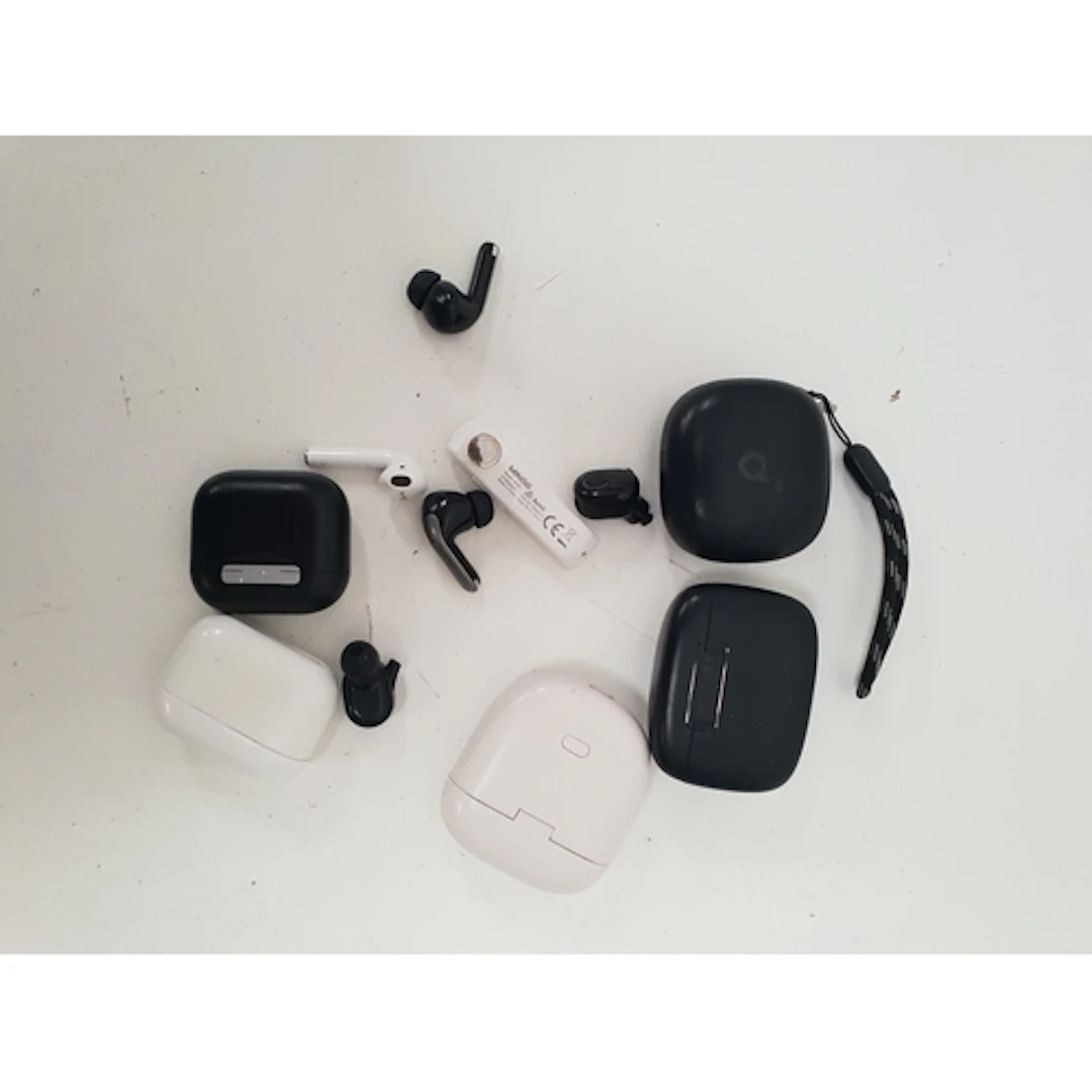 ONE BAG OF MIXED EARBUDS
