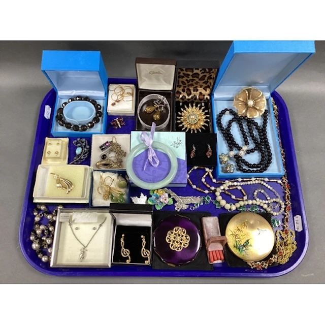 A Collection of Vintage and Later Costume Jewellery and Othe...