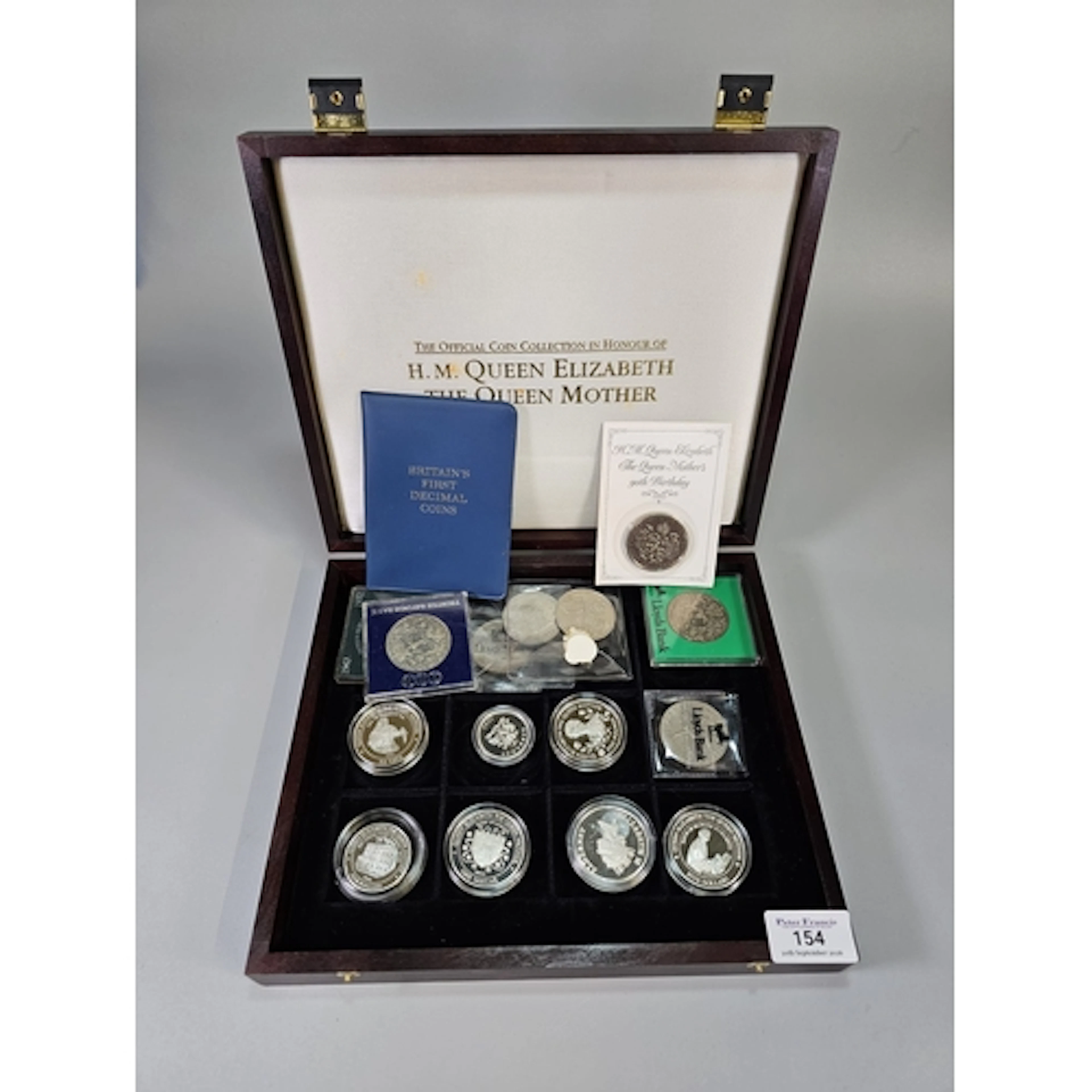 Collection of silver proof coins to include 1994 Fiji five d...