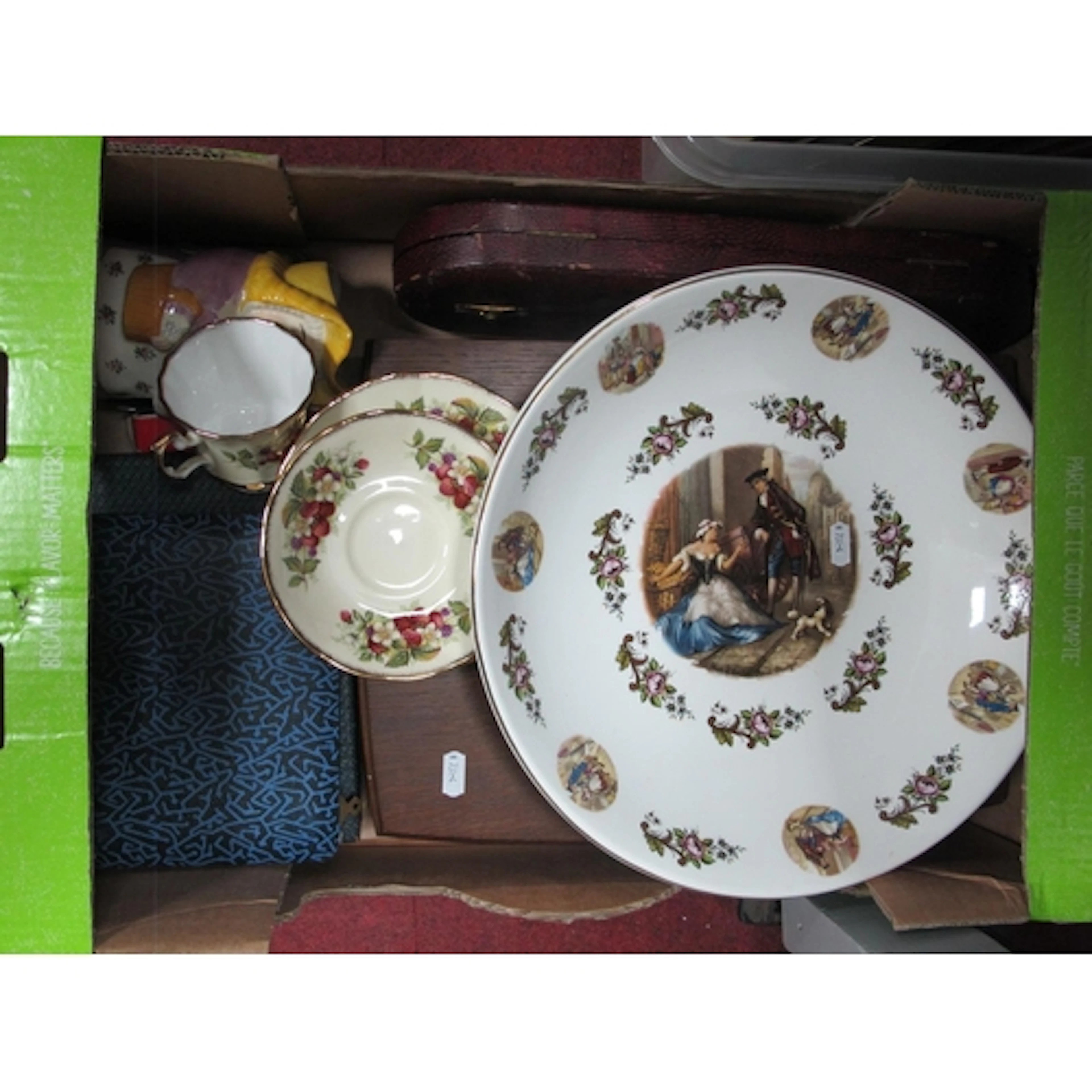 Cutlery and ceramics, including wooden cased Oneida stainles...