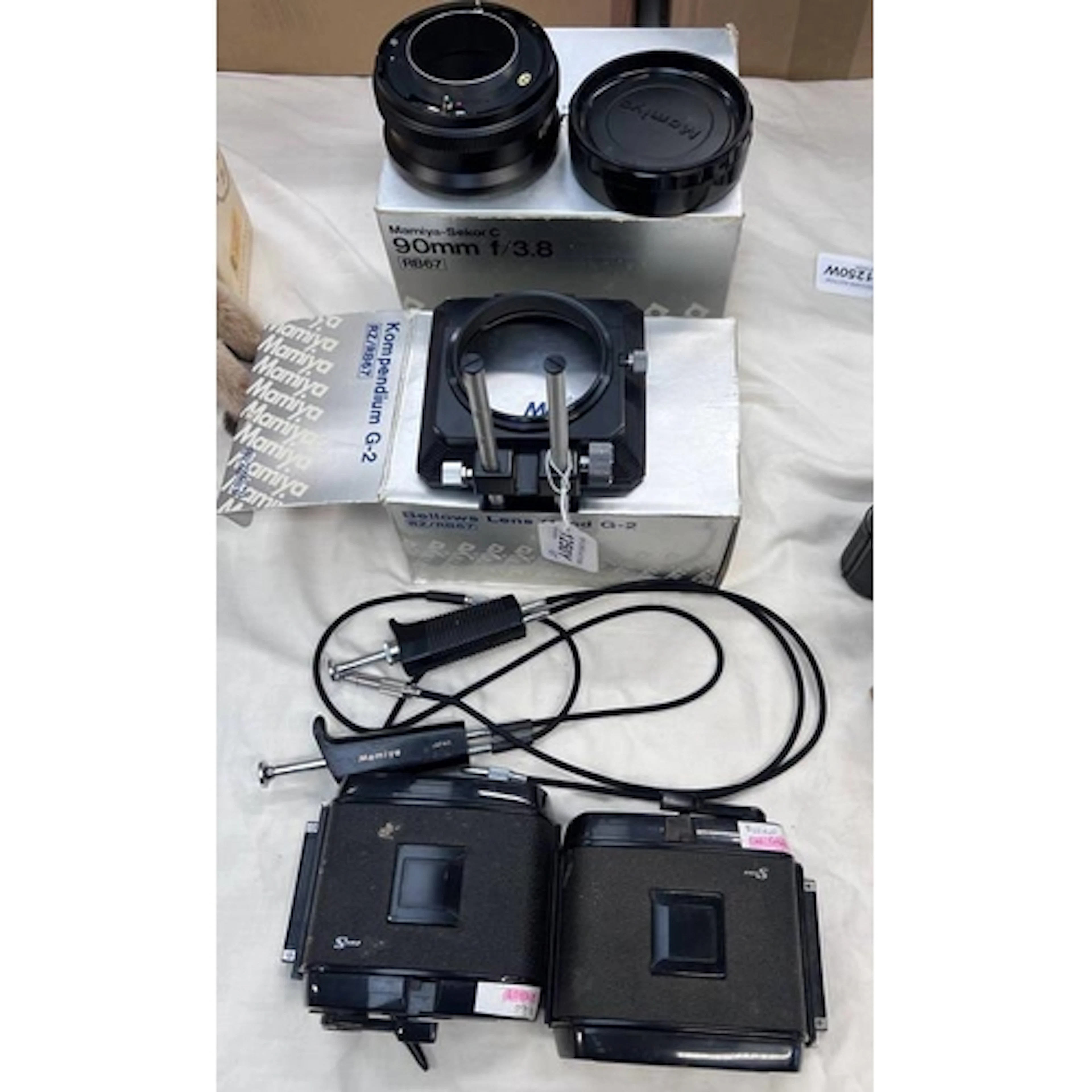 MAMIYA CAMERA ACCESSORIES TO INCLUDE MAMIYA NO 1 45MM ADAPTE...