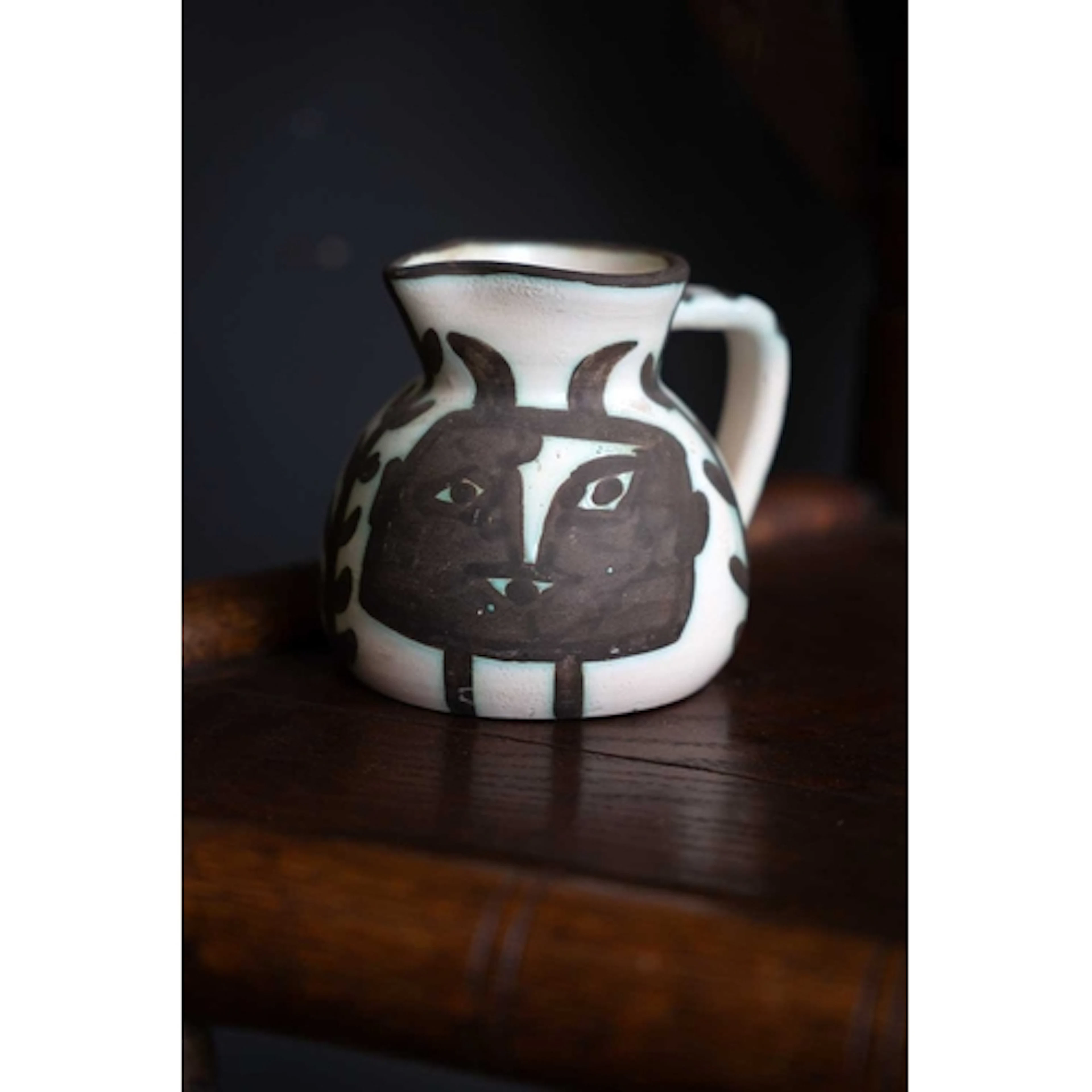 § Pablo PICASSO (1881-1973) Jug (1953) White earthenware, Ed...
