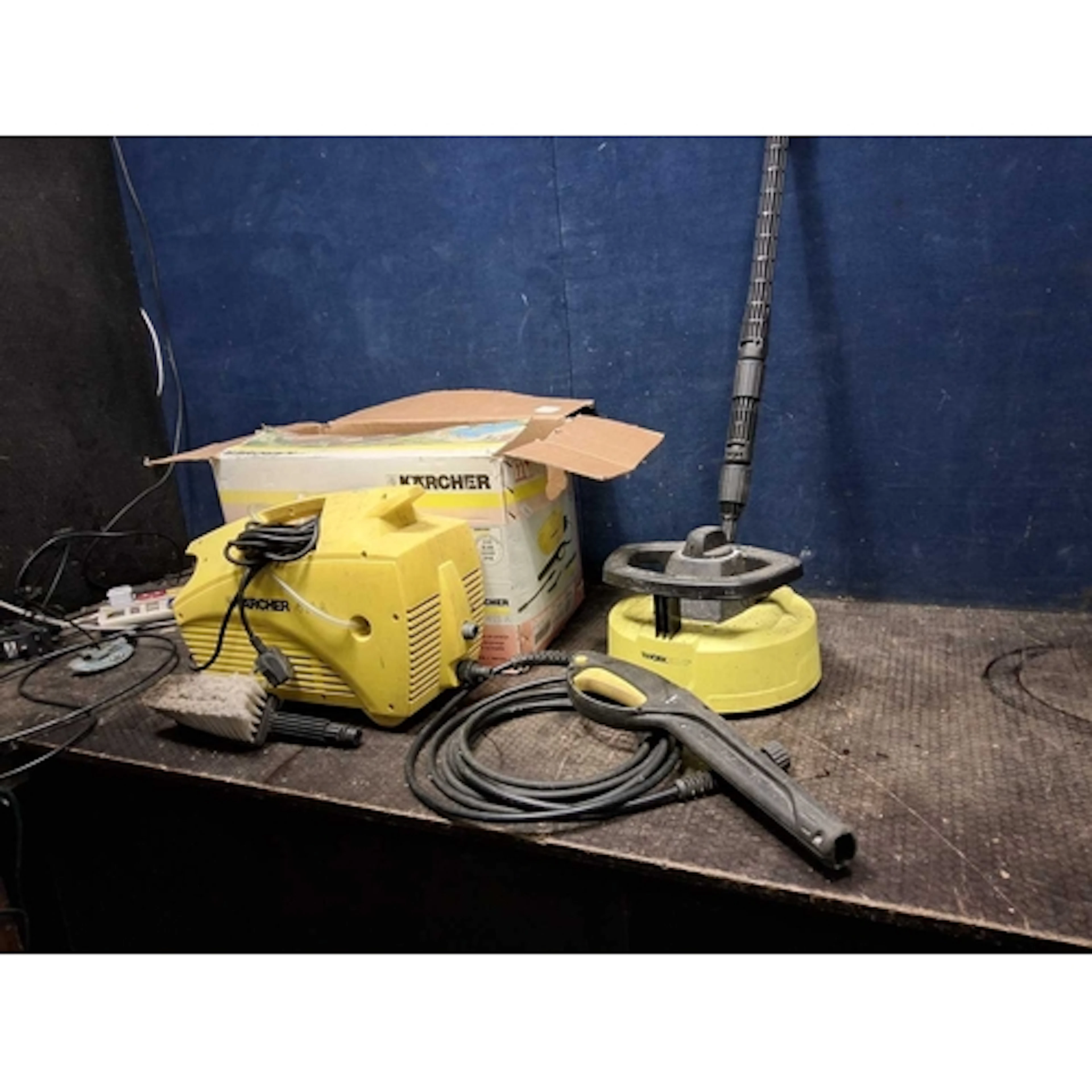 A KARCHER 411A PRESSURE WASHER with one lance, a car brush a...