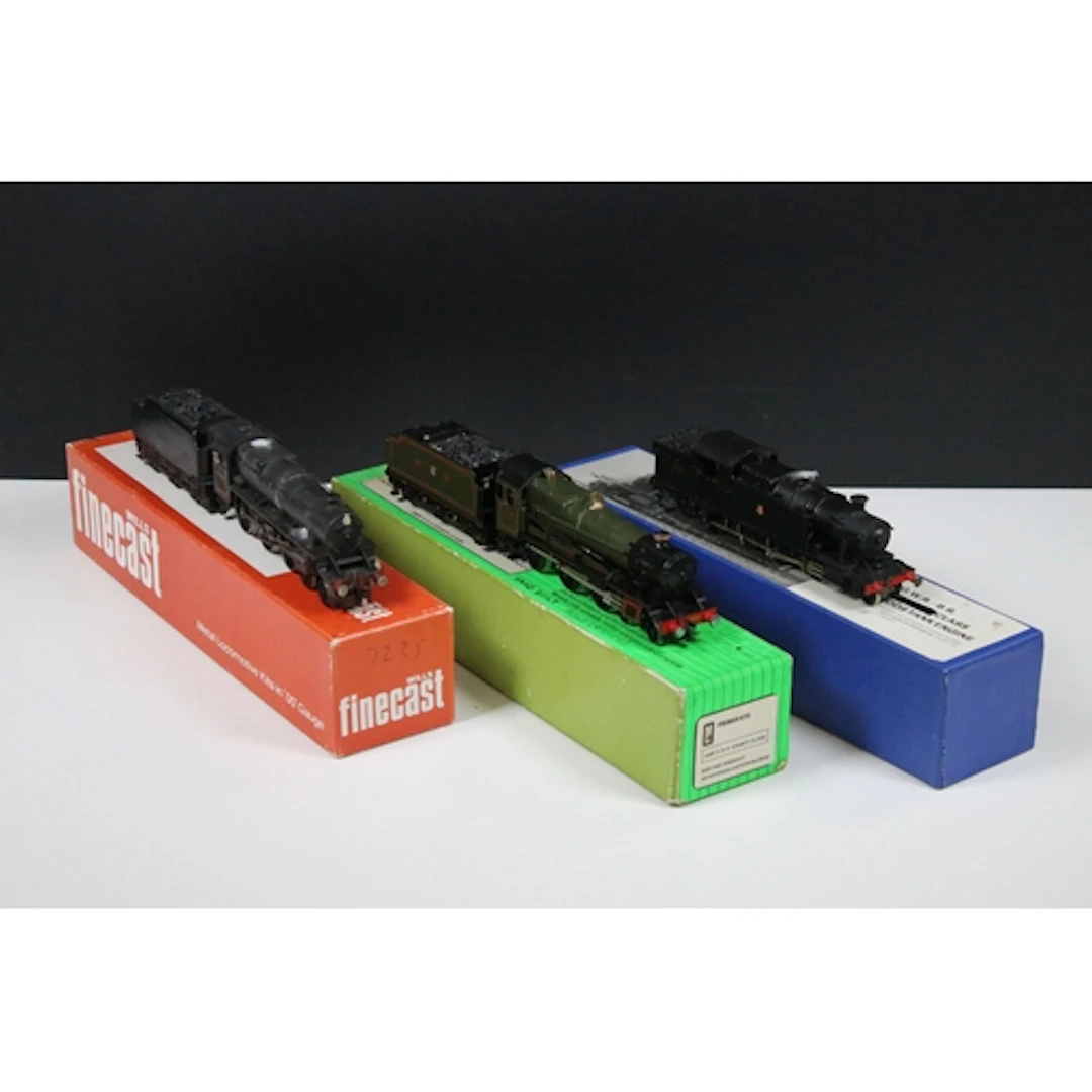 Three boxed OO gauge metal kits to include Wills Finecast Co...