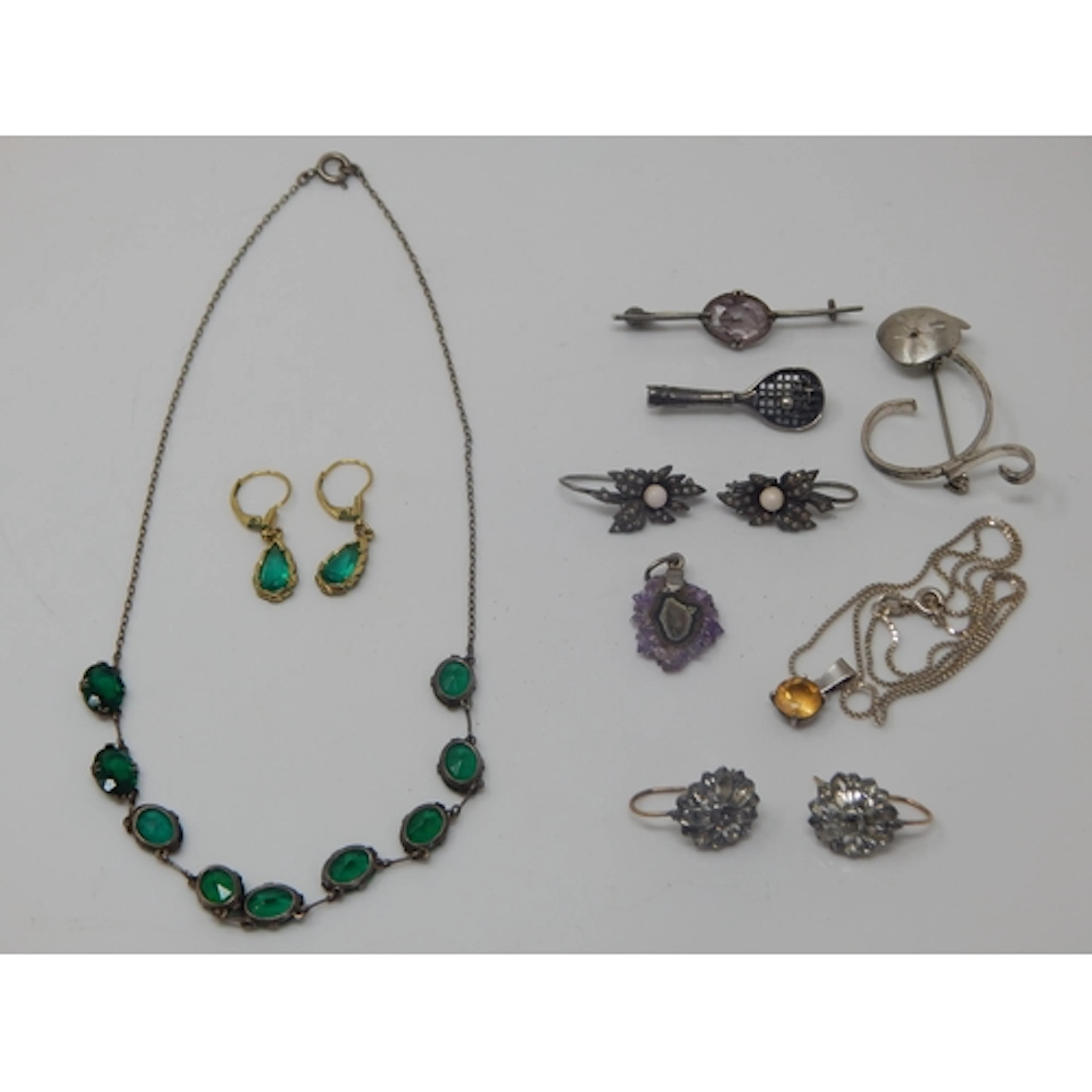 A Quantity of Jewellery Including a Pair of Georgian Gold Wi...