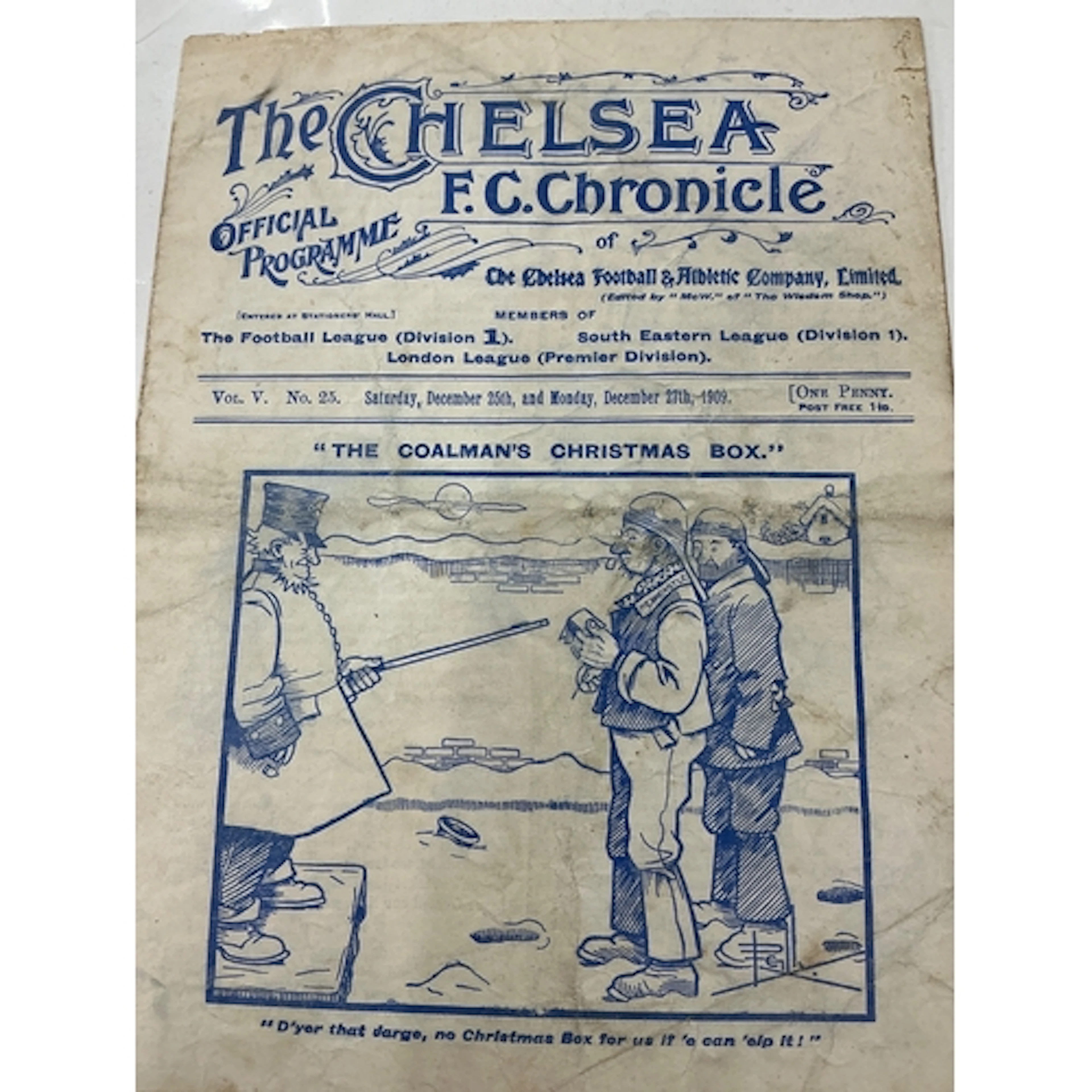 1909 - 1910 Chelsea v Newcastle + Croydon Common Football Pr...
