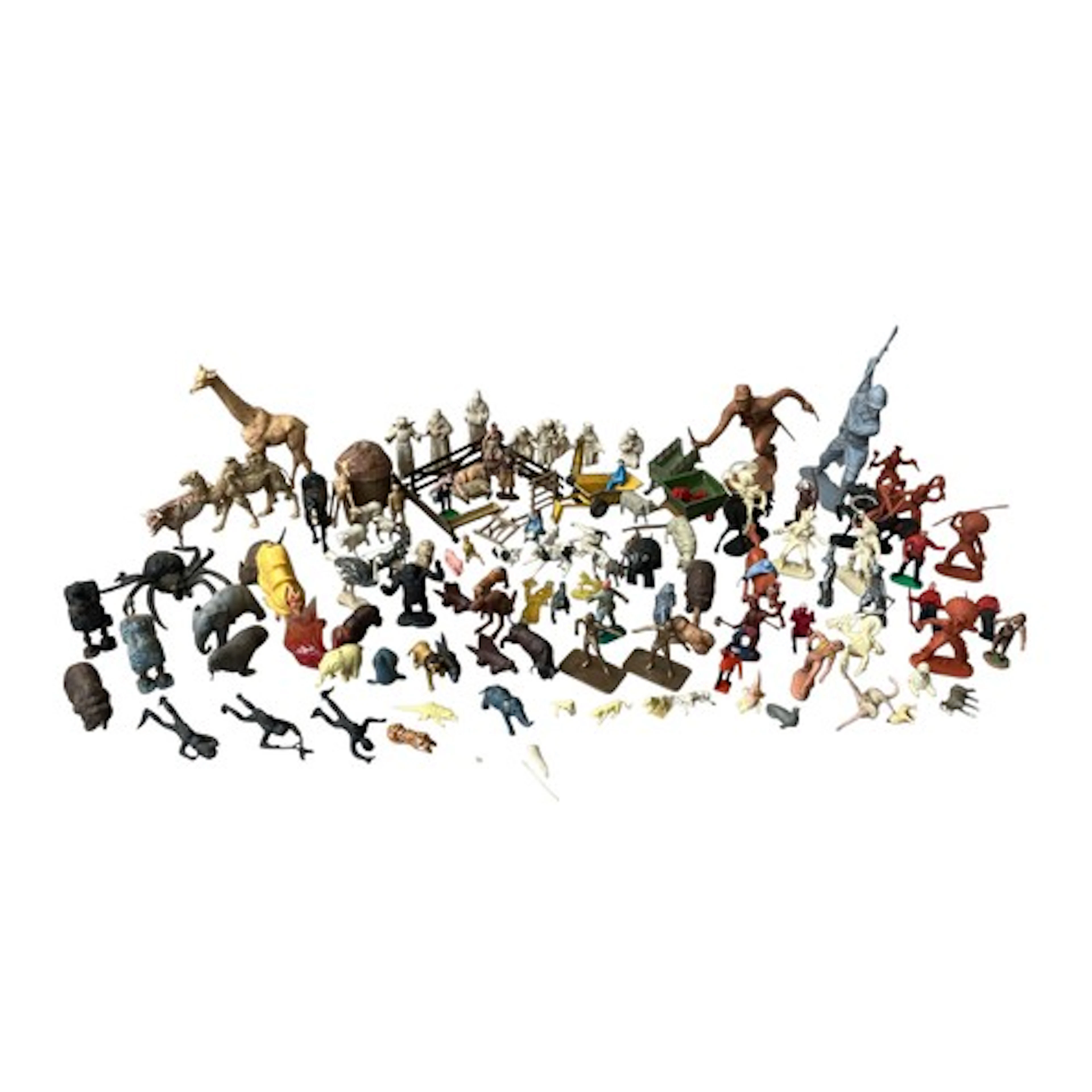 Mixed collection of vintage plastic & rubber toy figures...