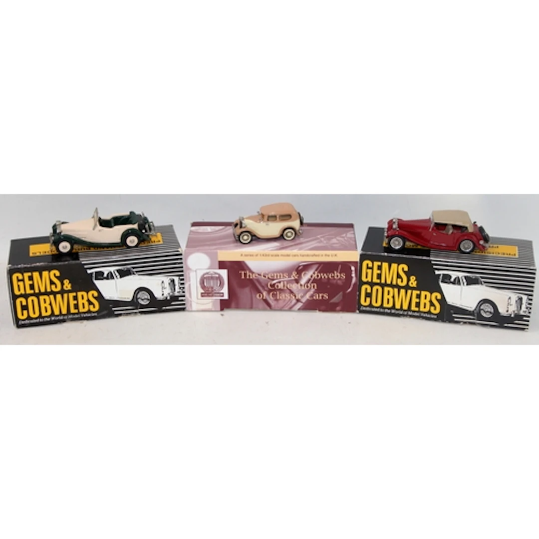 Quality Gems and Cobwebs die-cast model vehicles: 1927 Austi...