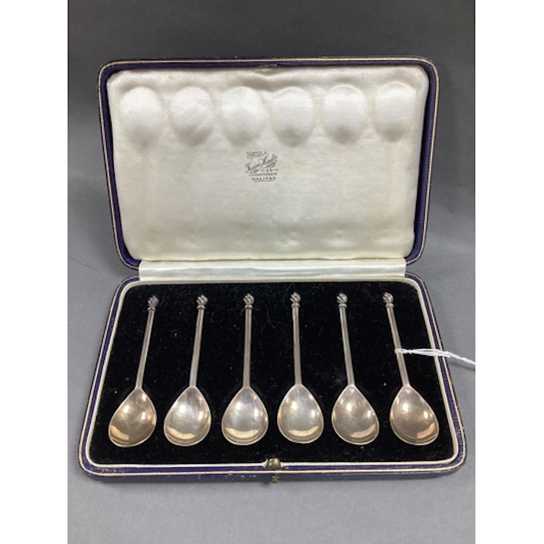 A Set of Six Hallmarked Silver Teaspoons, TB&S, Sheffield 19...