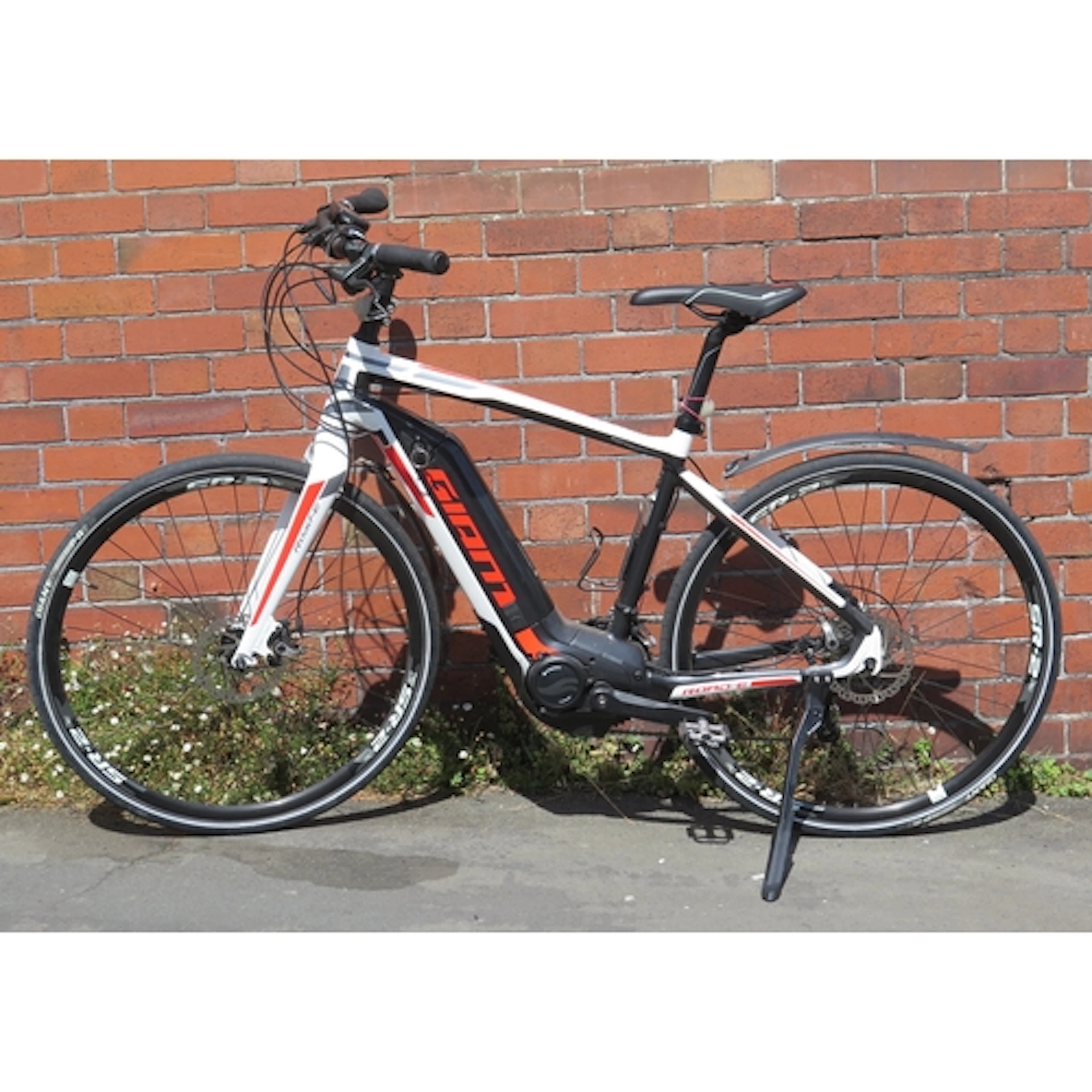 Giant Road-E+2 Electric Bike, Aluxx Size M 19" aluminium fra...