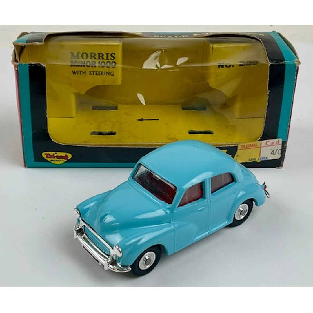 A Triang Spot-On No.289 Morris Minor 1000 Saloon, semi gloss...