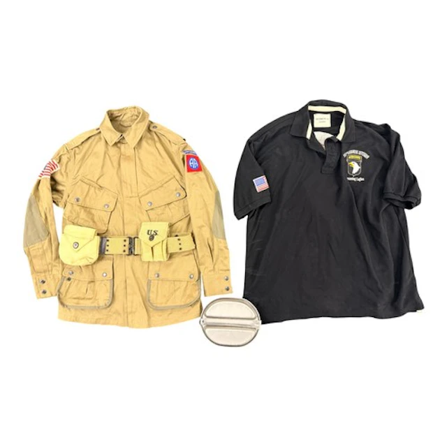 Reproduction US M1941 Paratroopers Jacket, no belt. Along wi...