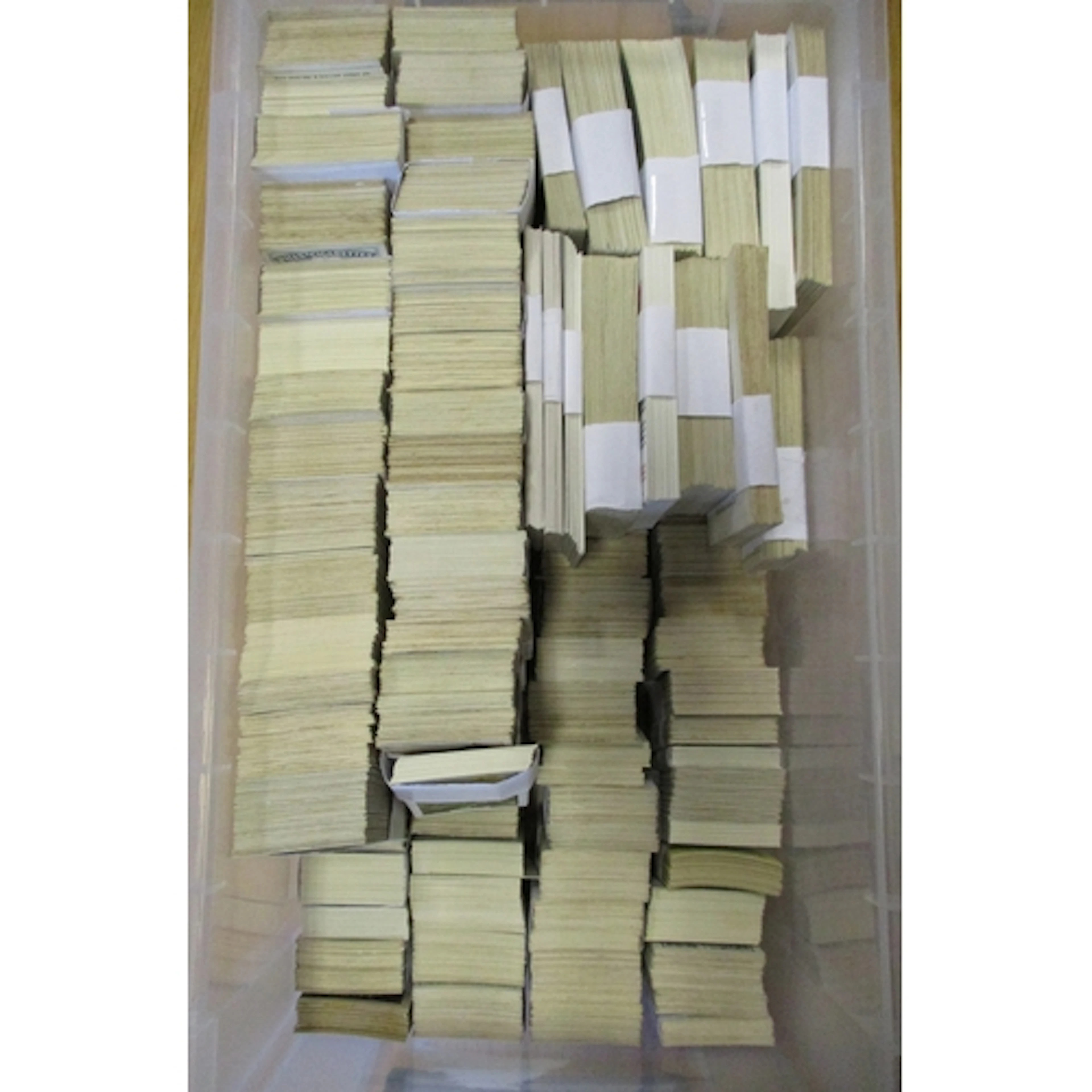 Loose collection with complete sets including Carreras Histo...