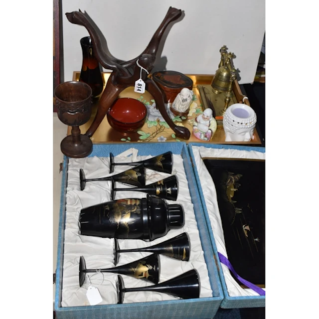 A GROUP OF LACQUERWARE ETC to include a vintage Japanais sty...