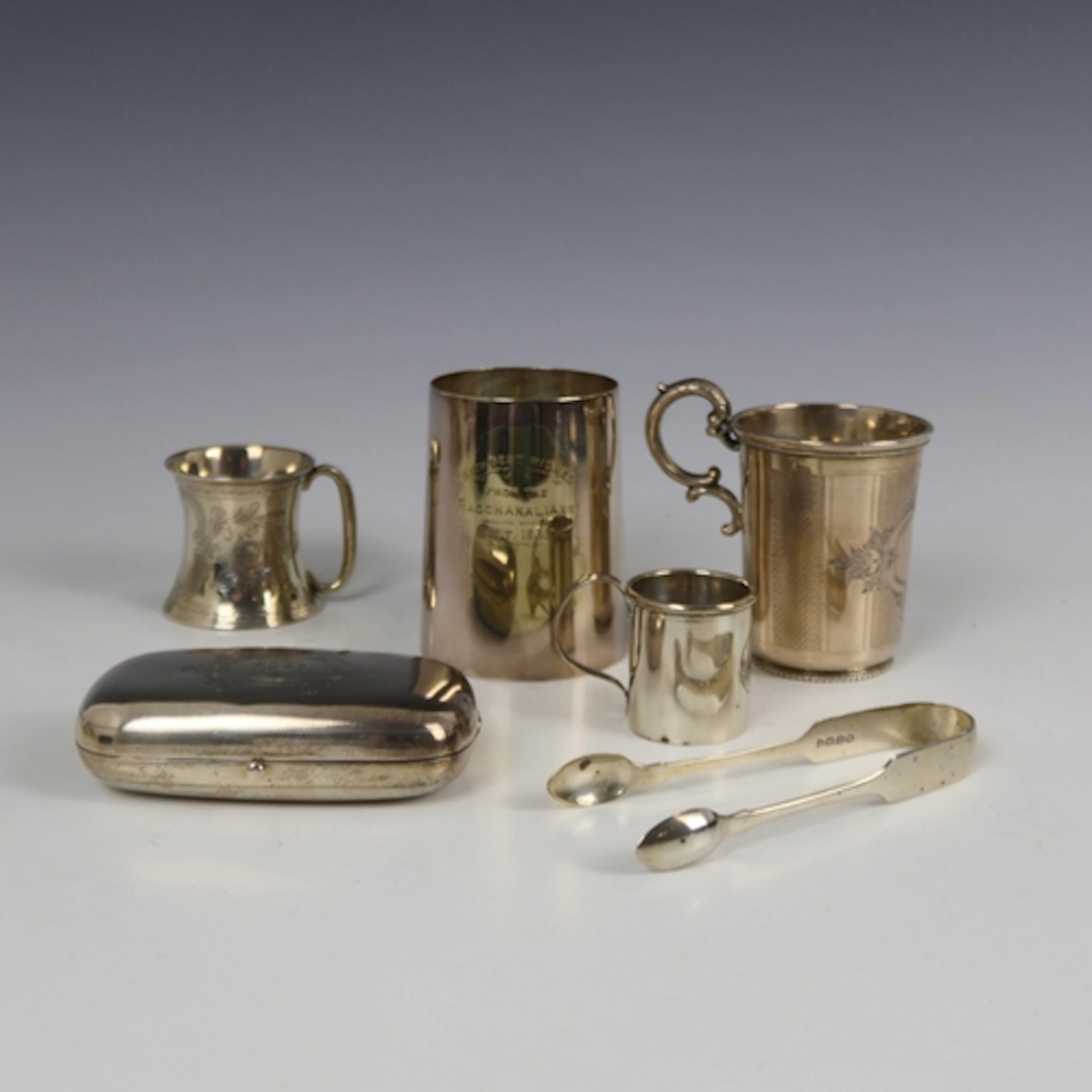 A selection of silver and silver coloured pieces, including ...