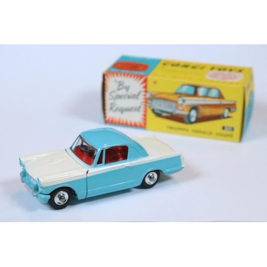 Boxed Corgi 231 'By Special Request' Triumph Herald Coupe di...