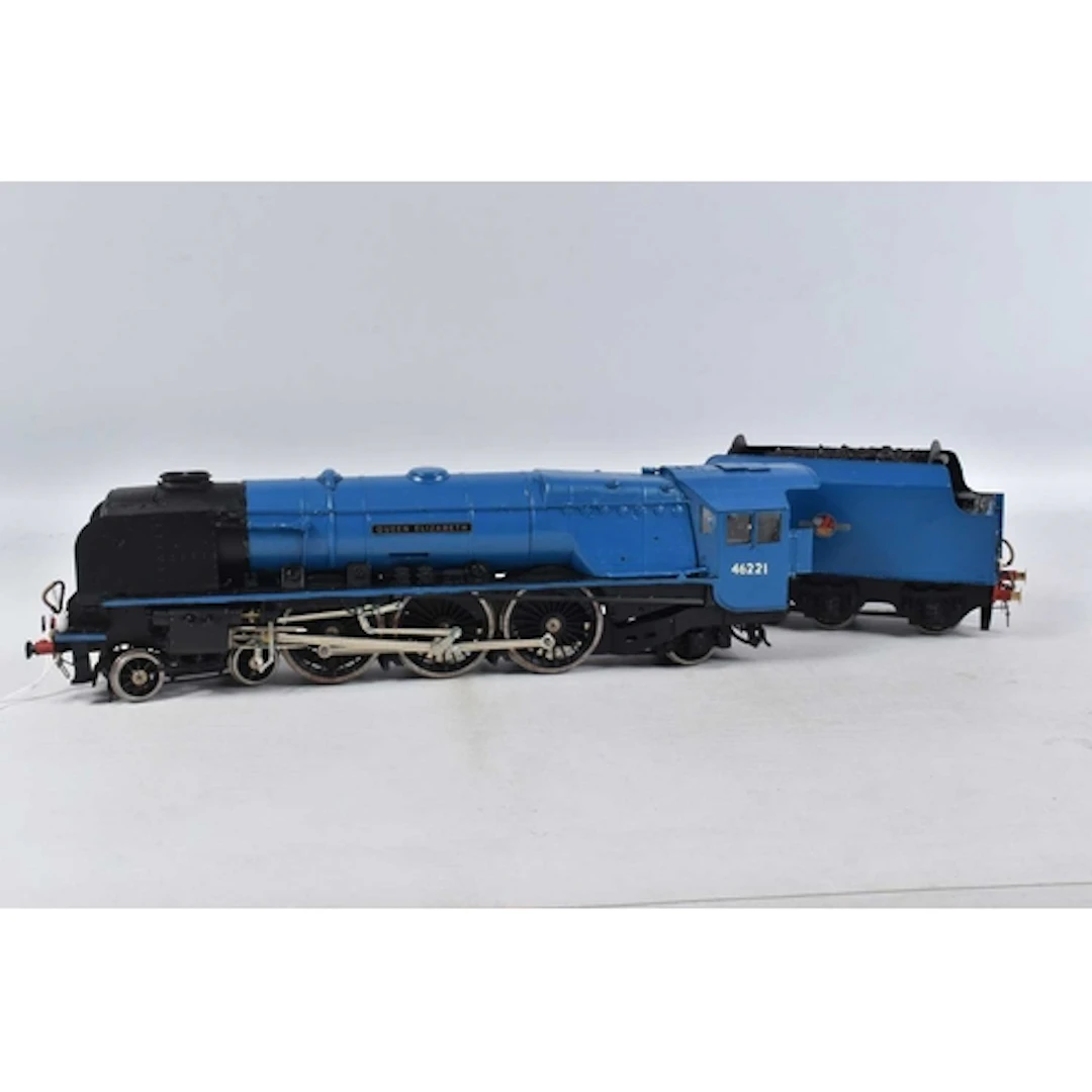 A GLADIATOR MODELS KIT BUILT O GAUGE DUCHESS CLASS LOCOMOTIV...