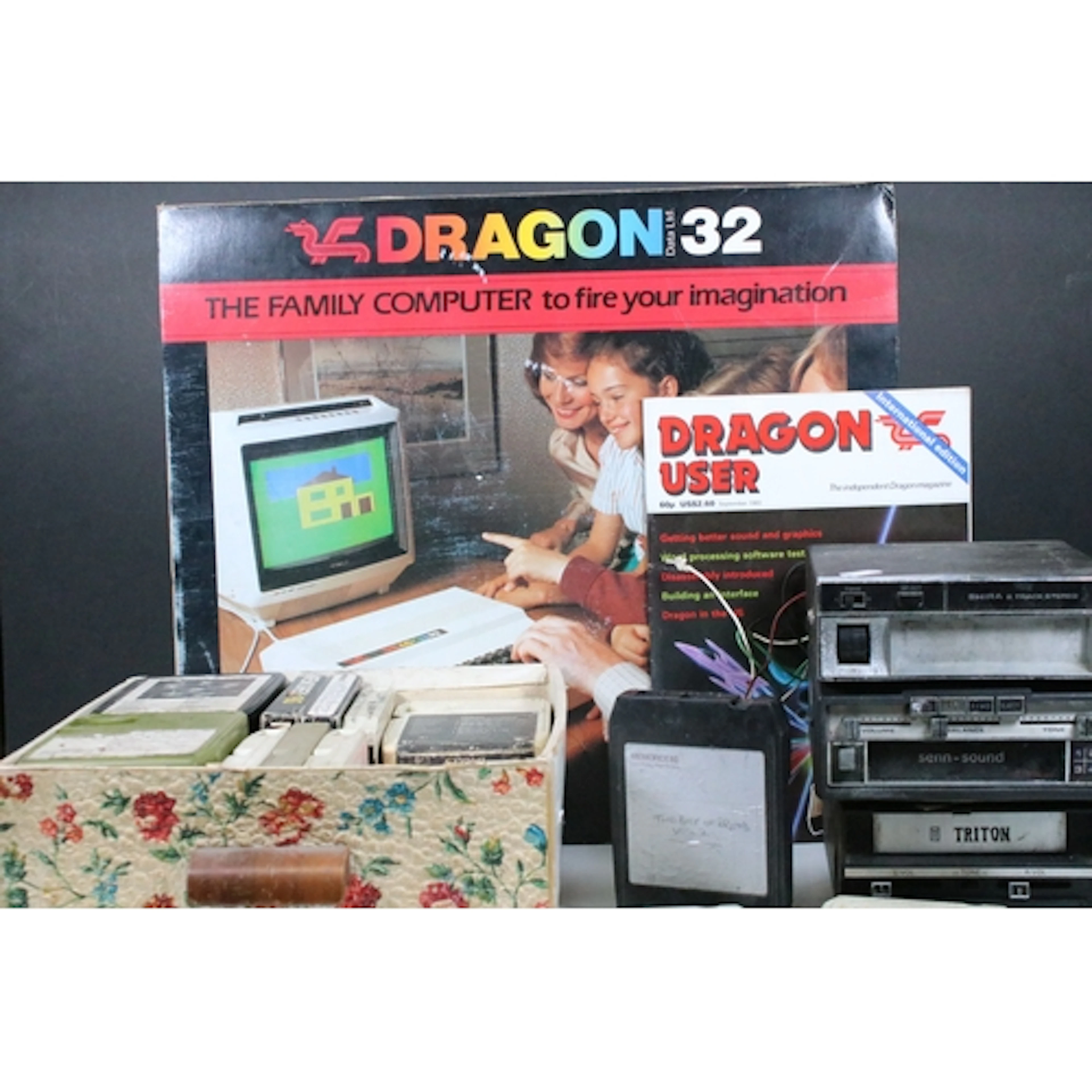 Boxed Dragon 32 computer, together with associated user book...