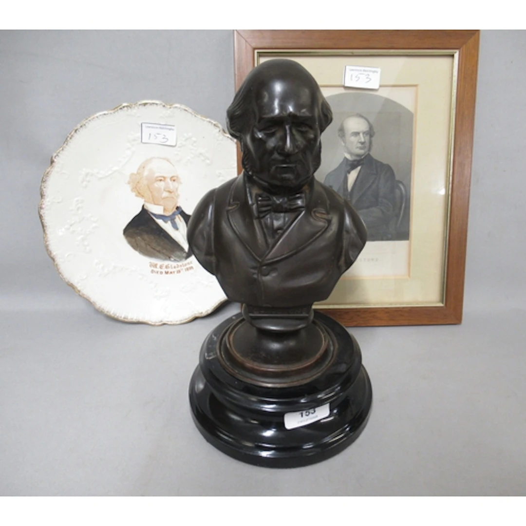 Early 20th Century bronze bust of Gladstone, on circular ebo...