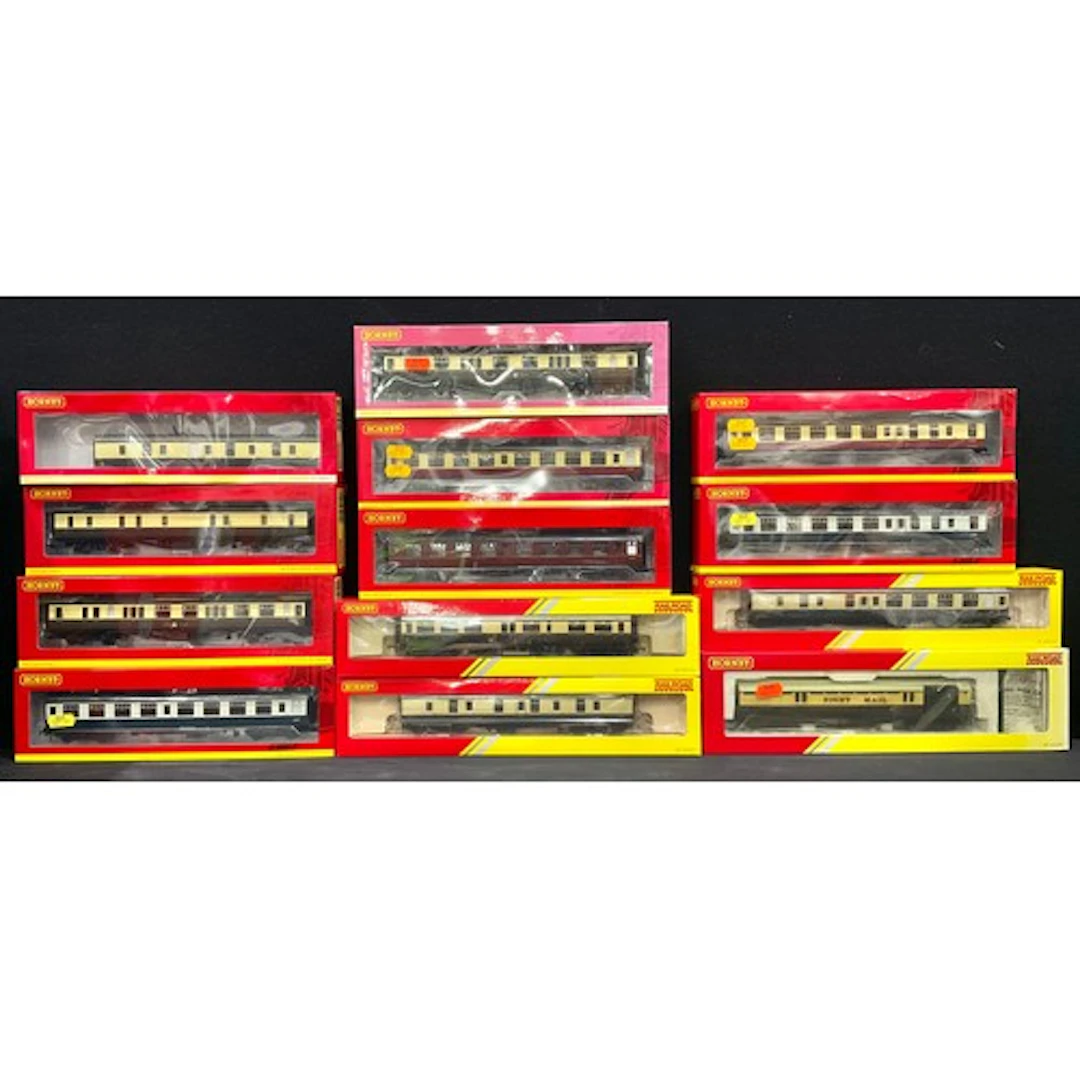 Hornby Model Railways - A quantity of Hornby Railways boxed ...