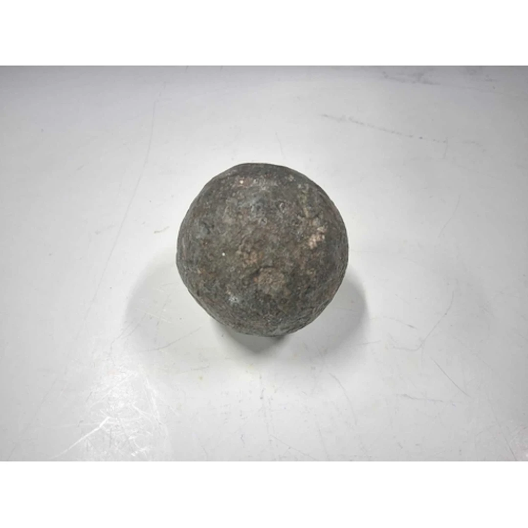 ANTIQUE 16TH/17TH CENTURY CAST IRON 1-POUNDER CANNONBALL / F...