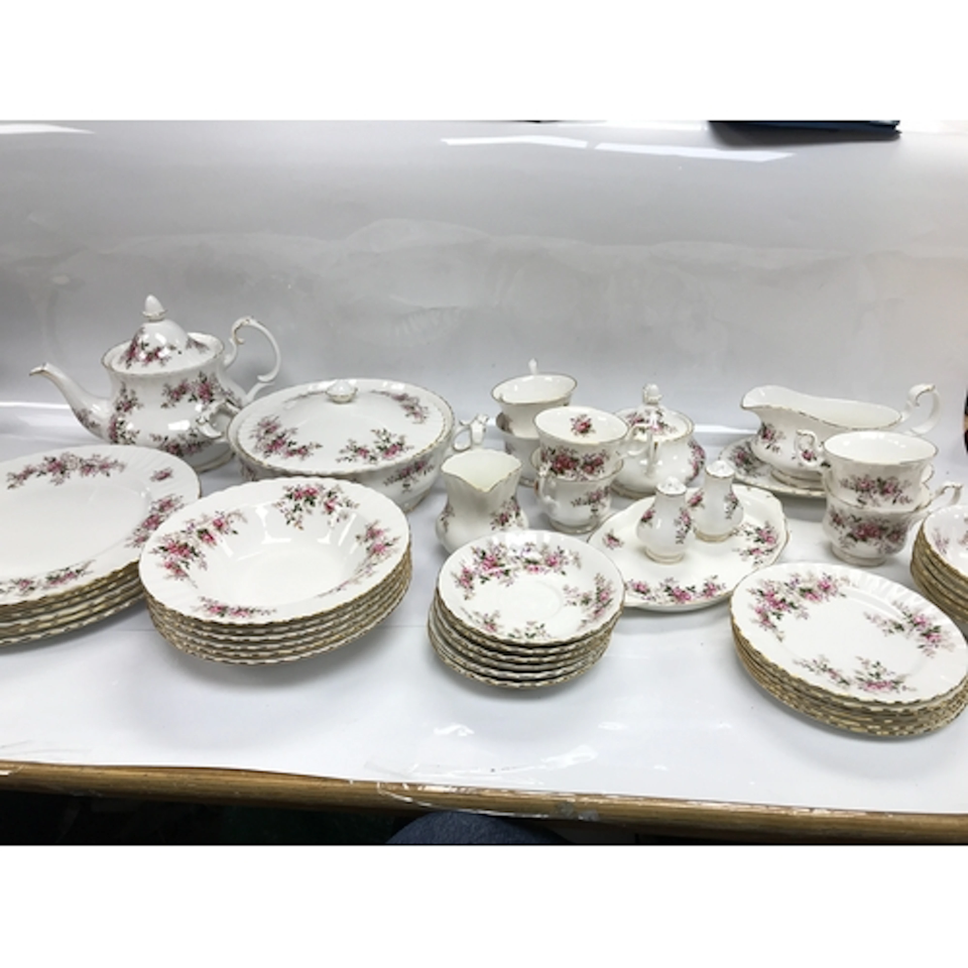 Royal Albert lavender rose tea and dinner set.