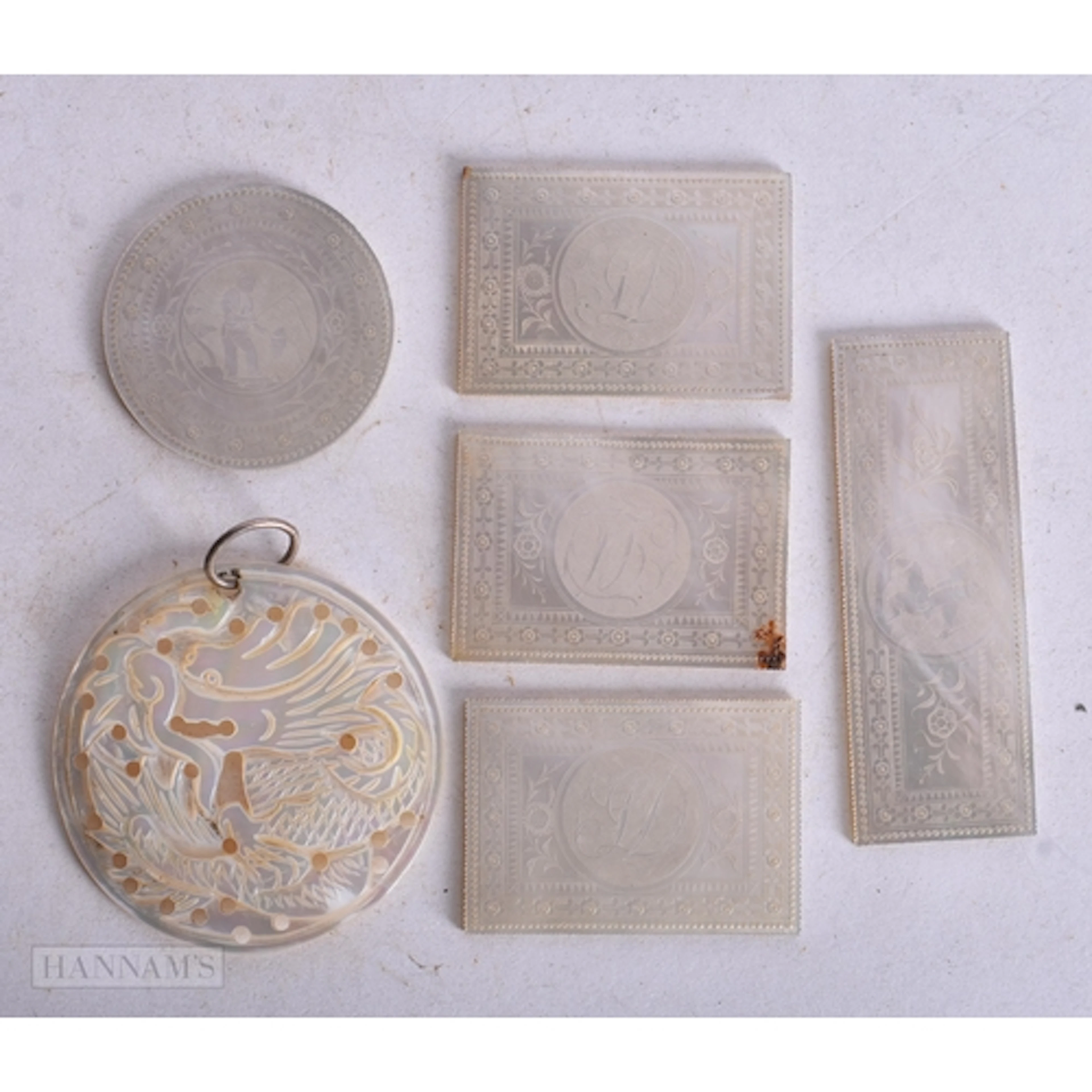 ANTIQUE CHINESE MOTHER OF PEARL GAMING COUNTERS. 37 grams. L...