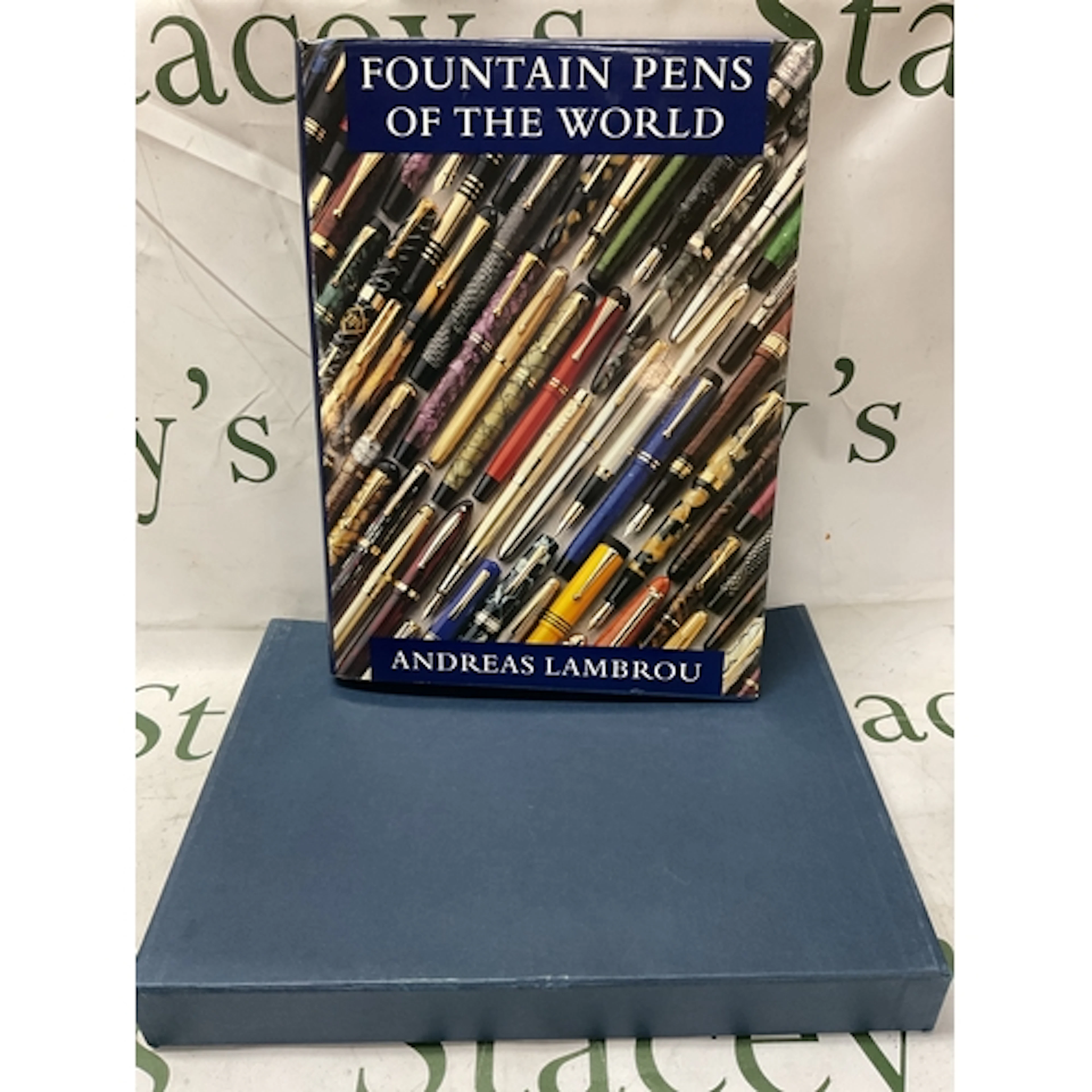 Fountain pens of the world, reference book in sleeve.