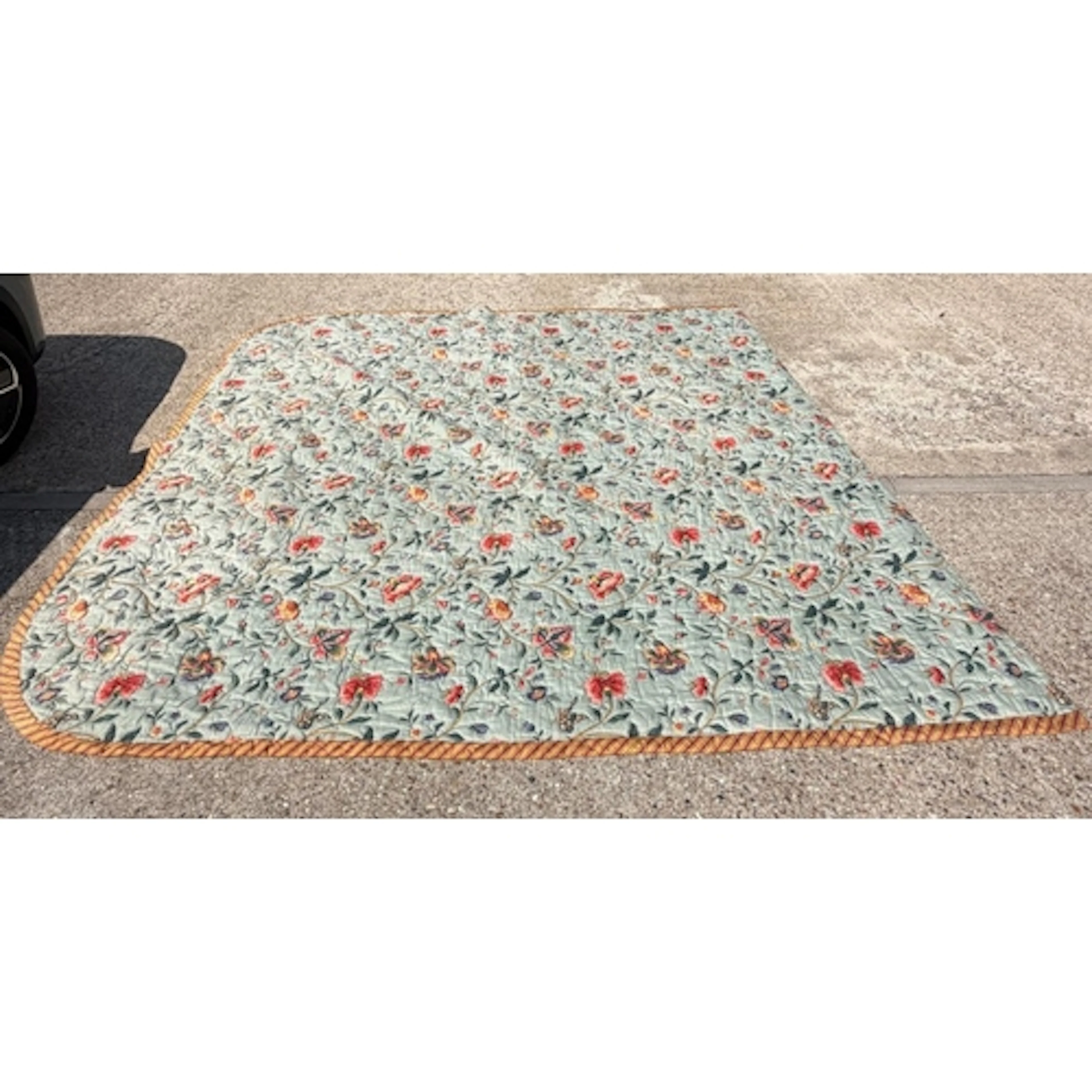 Floral quilted bedspread SQ316cm
