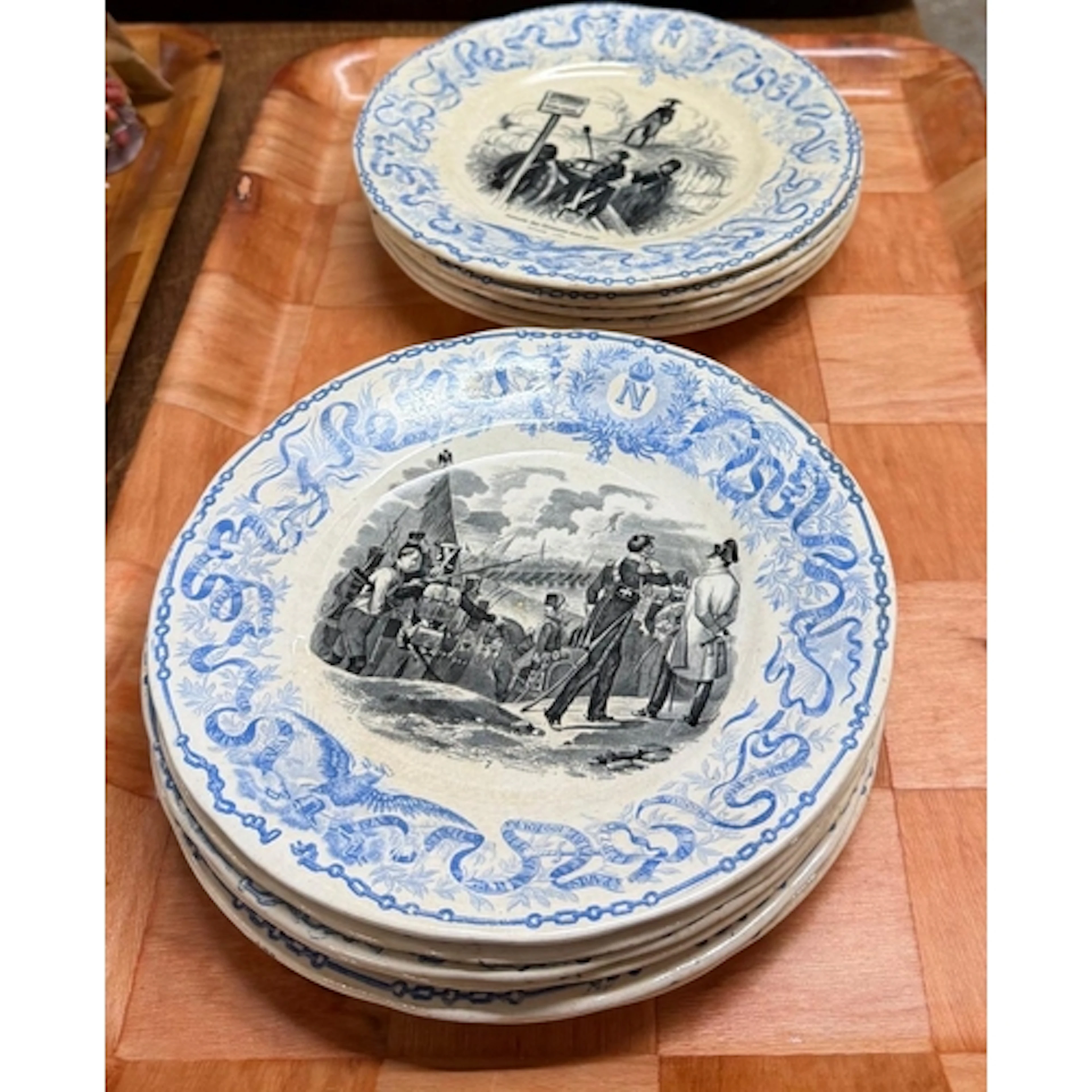 Set of eleven 19th century Villeroy and Boch French pottery ...
