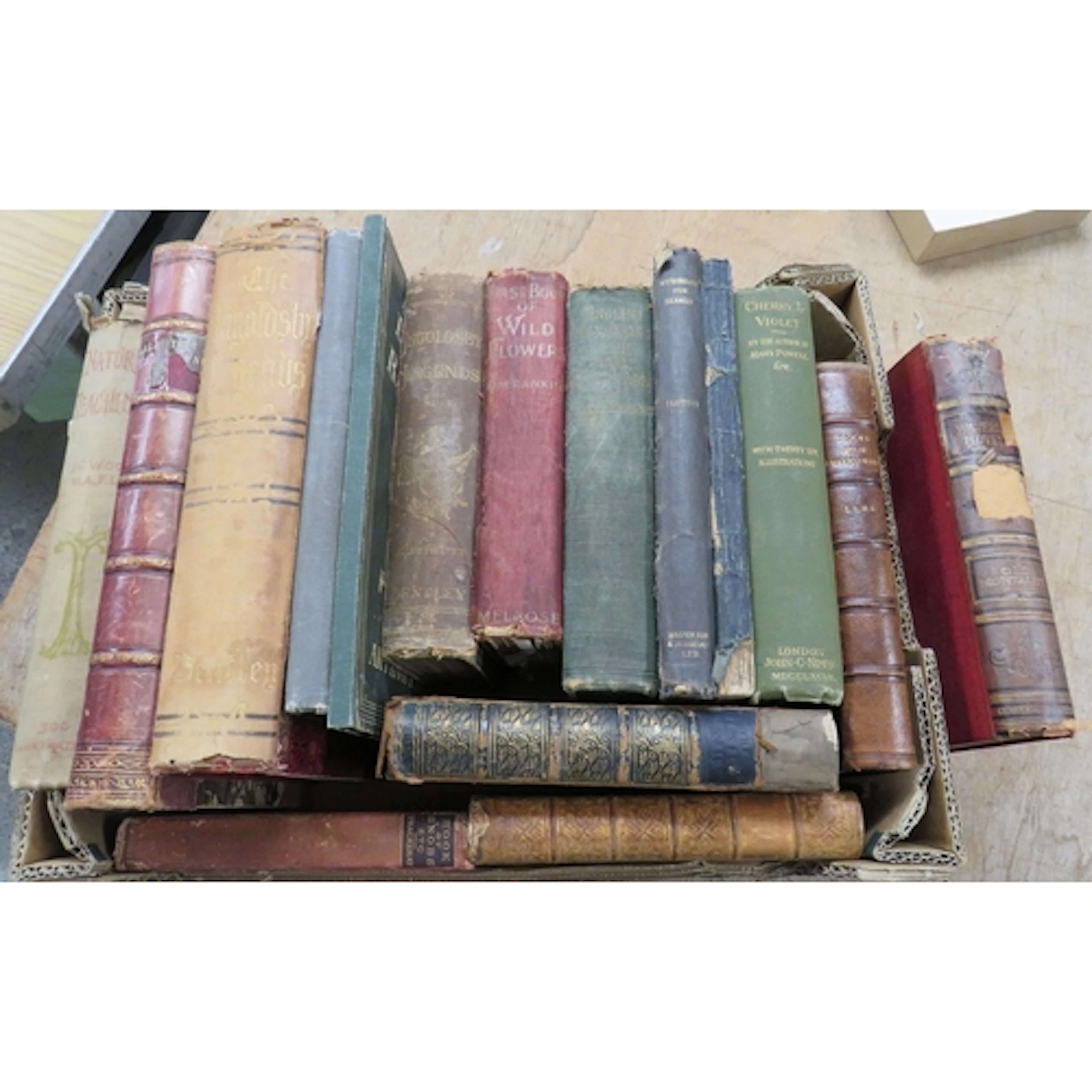 Books: The Ingoldsby Legends published Richard Bentley & Son...