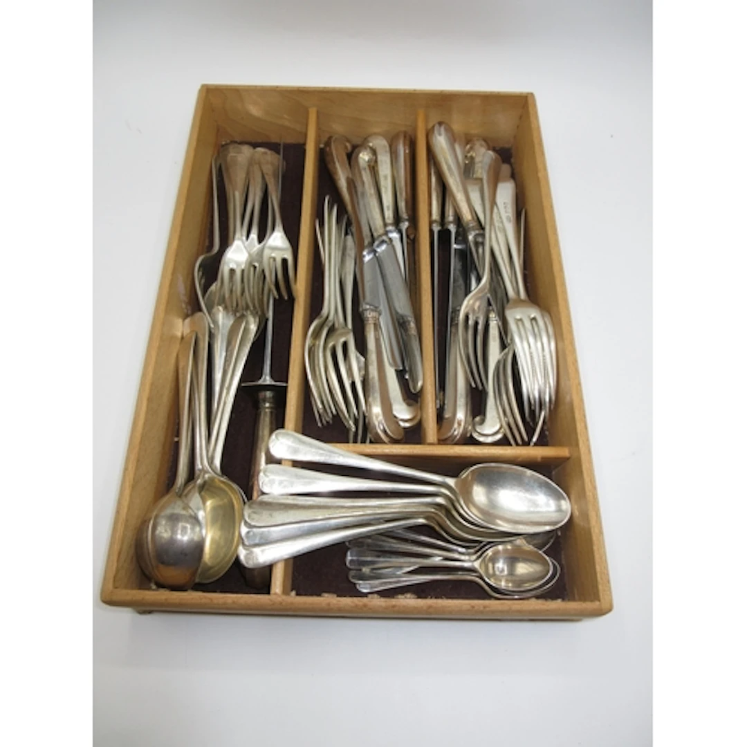 Silver Suite of 6 Place Setting Rat Tail Cutlery with Silver...