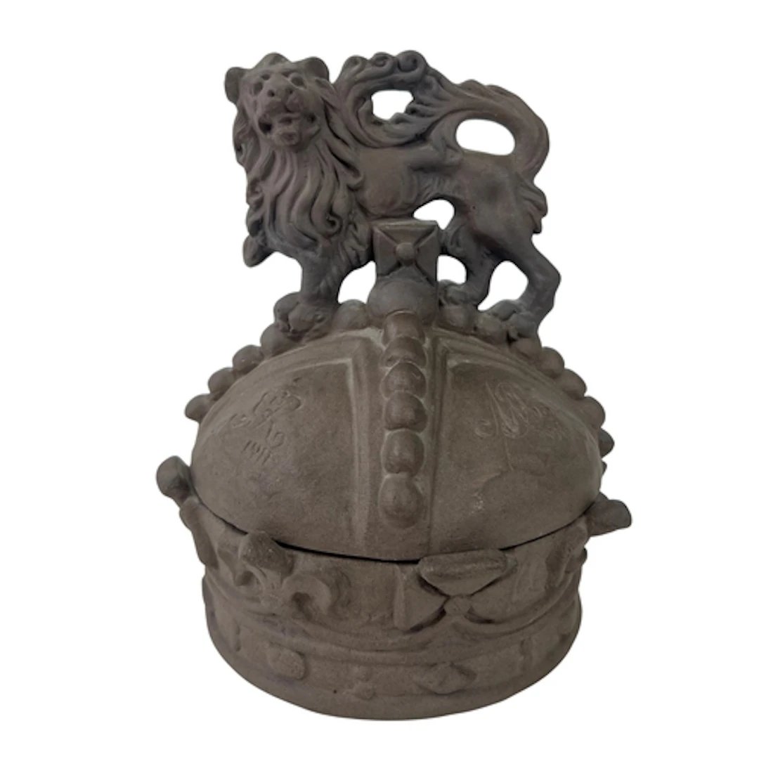 A ROYAL DOULTON STONEWARE CORONATION CROWN COMPORT WITH COVE...