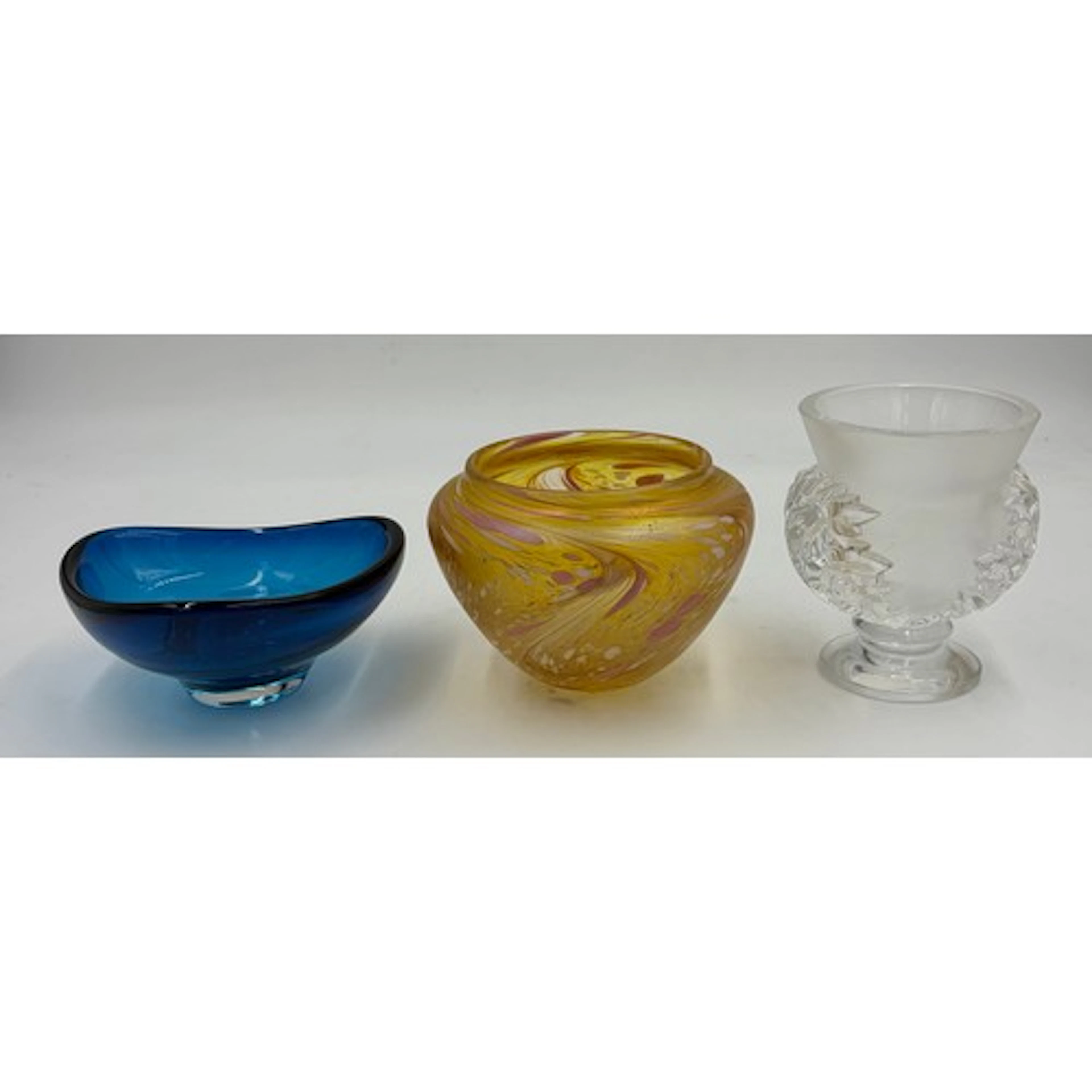 Glass to include Lalique 'St. Cloud' frosted with acanthus l...