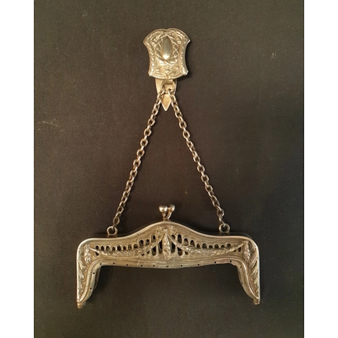 UNMARKED SILVER PURSE CANTLE/FRAME with pierced and swag dec...