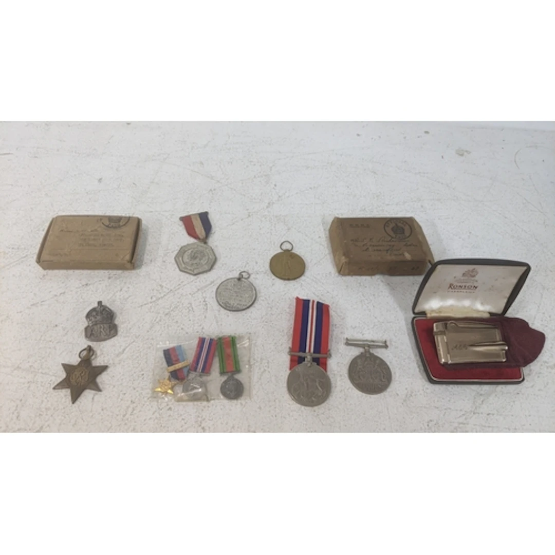 Militaria to include a Second World War defence medal, a Fra...
